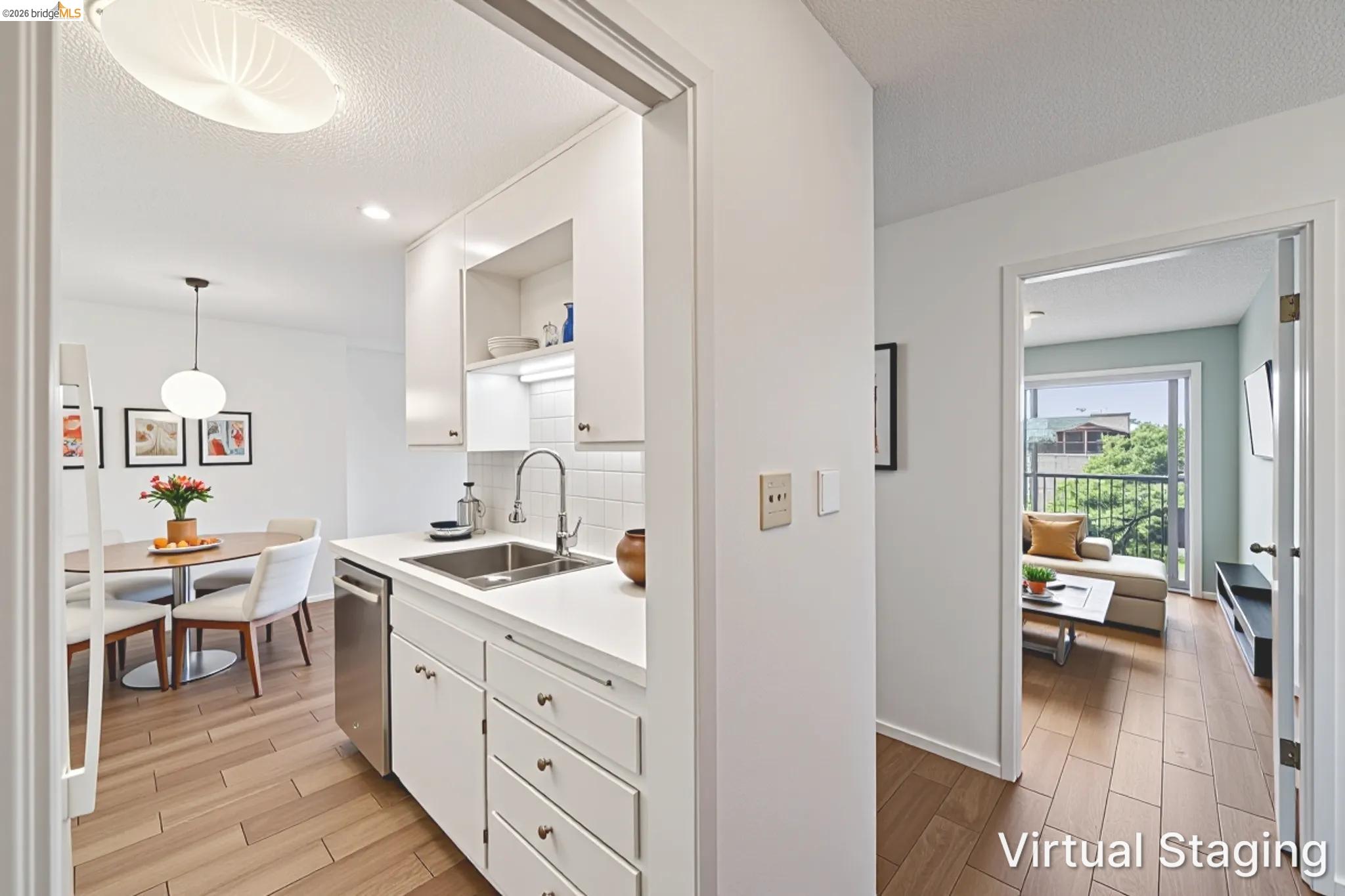 Photo #2: 41135110 Listing: Photo #2