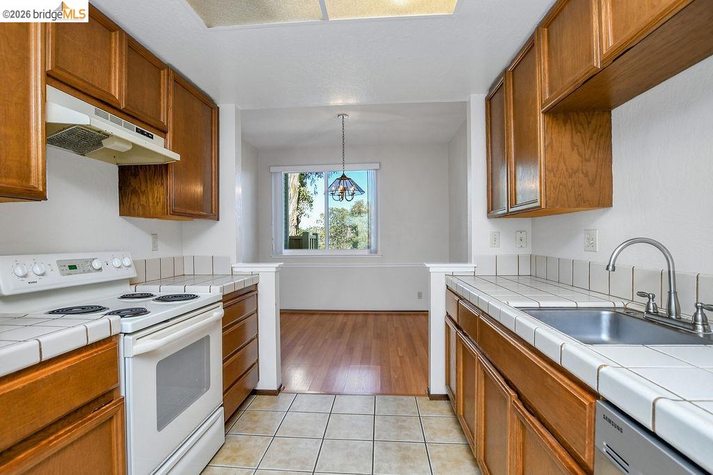 Photo #6: 41135116 Listing: Photo #6