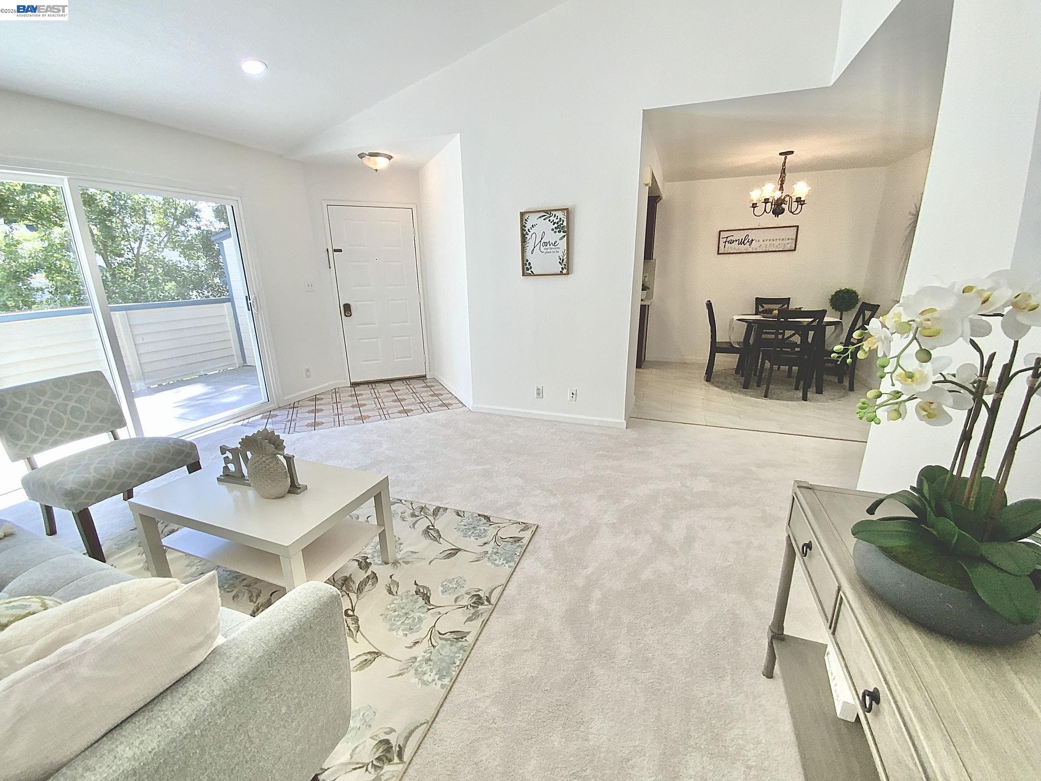 Photo #1: 41135133 Listing: Photo #1