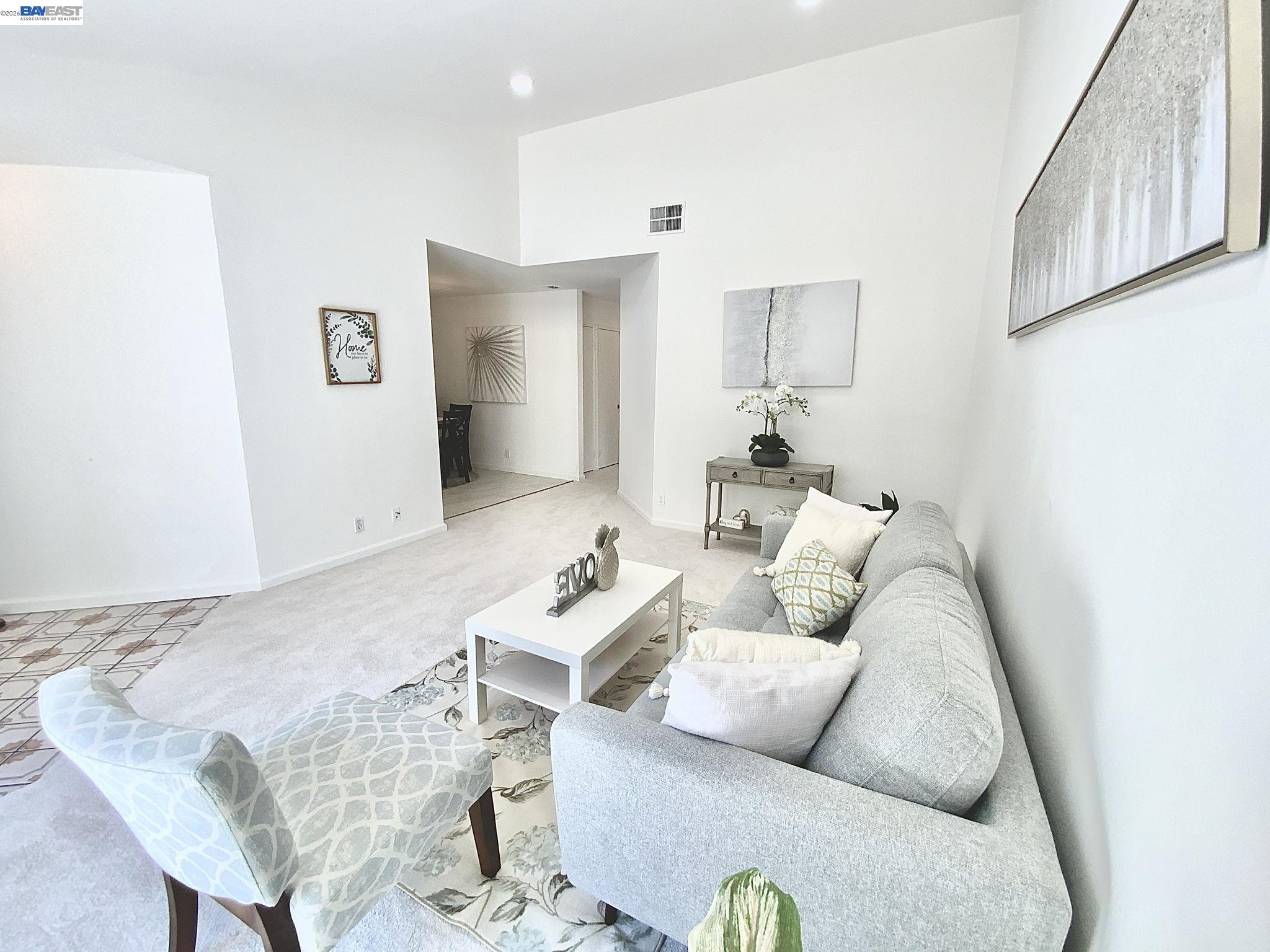 Photo #9: 41135133 Listing: Photo #9