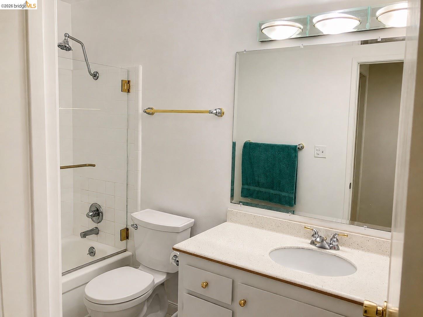 Photo #14: 41135136 Listing: Photo #14