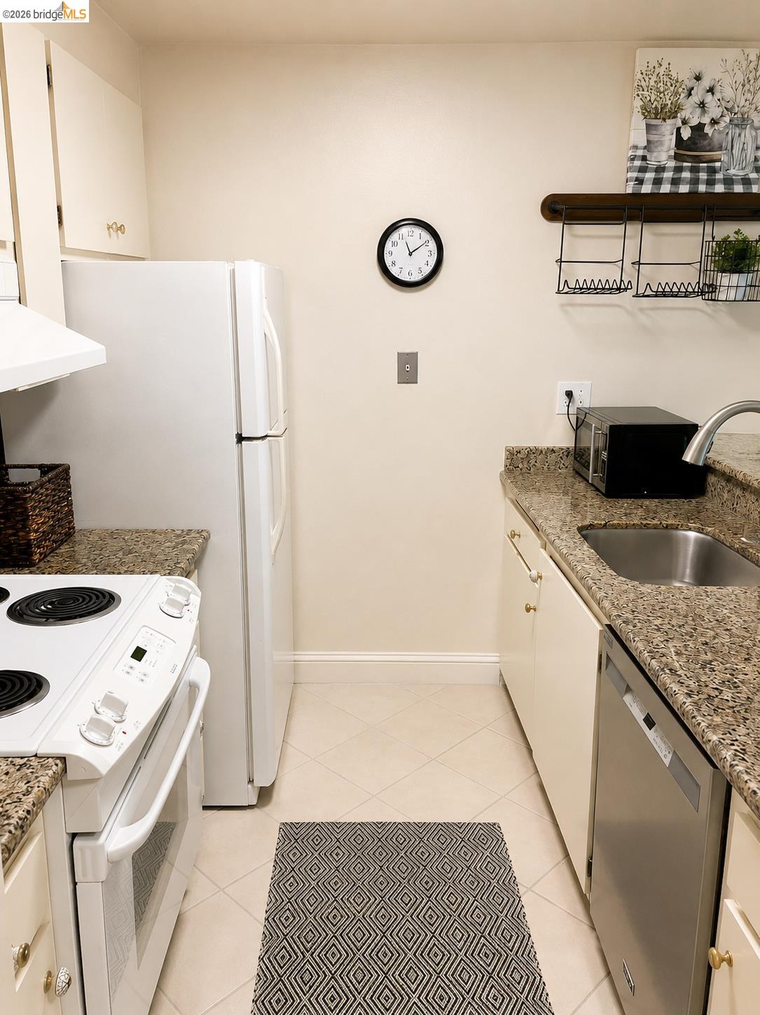 Photo #15: 41135136 Listing: Photo #15