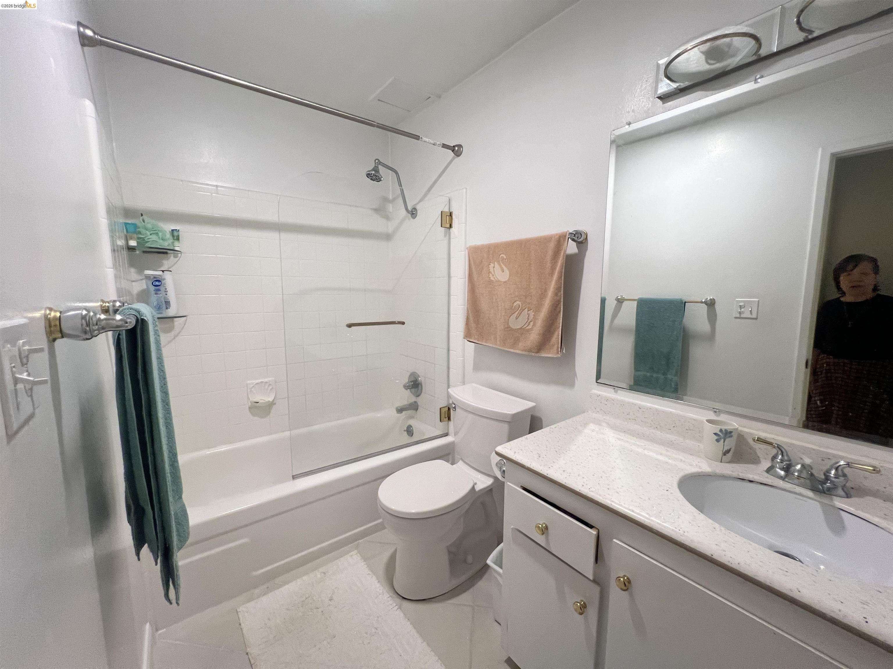 Photo #7: 41135136 Listing: Photo #7