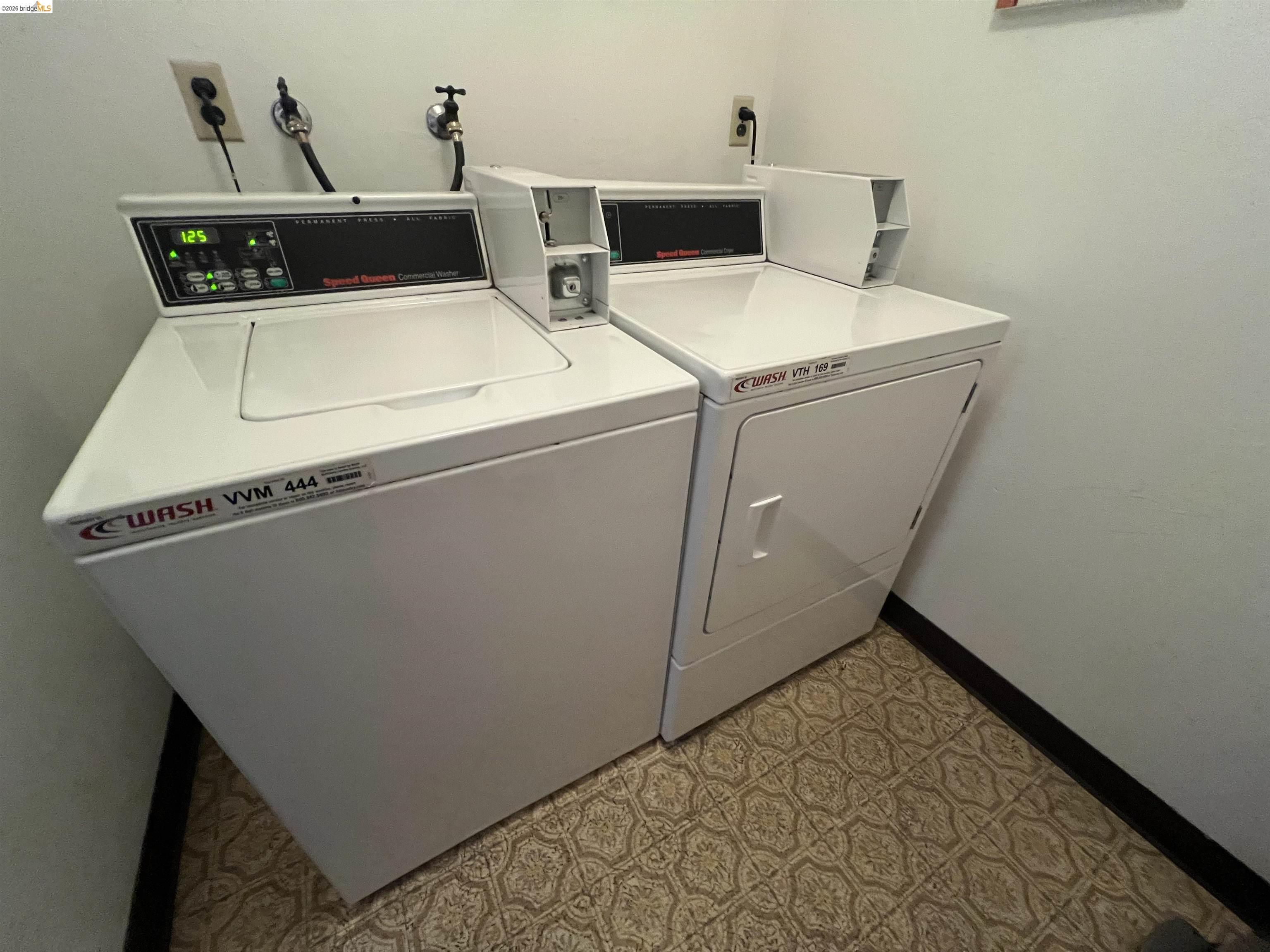 Photo #8: 41135136 Listing: Photo #8