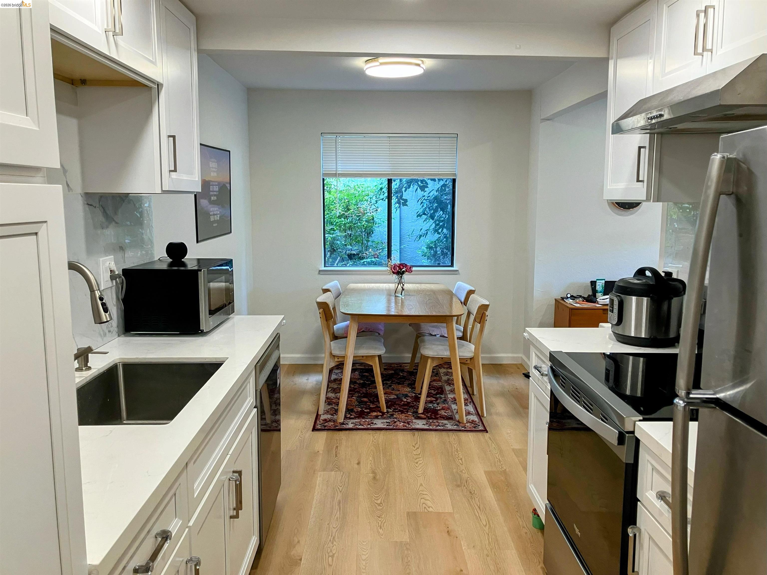 Photo #2: 41135137 Listing: Photo #2