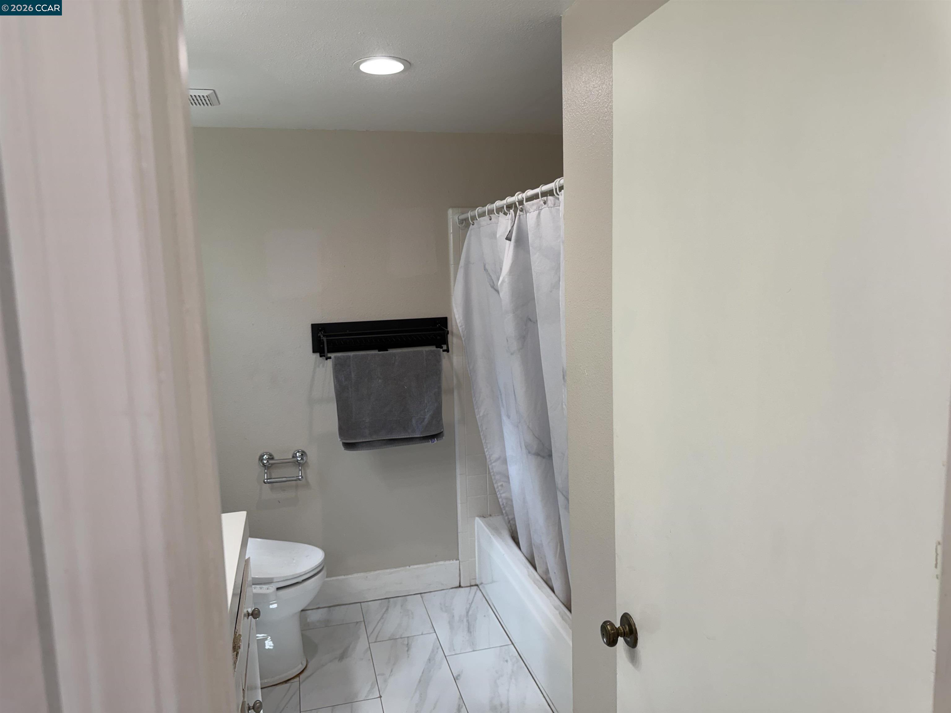 Photo #39: 41135139 Listing: Photo #39