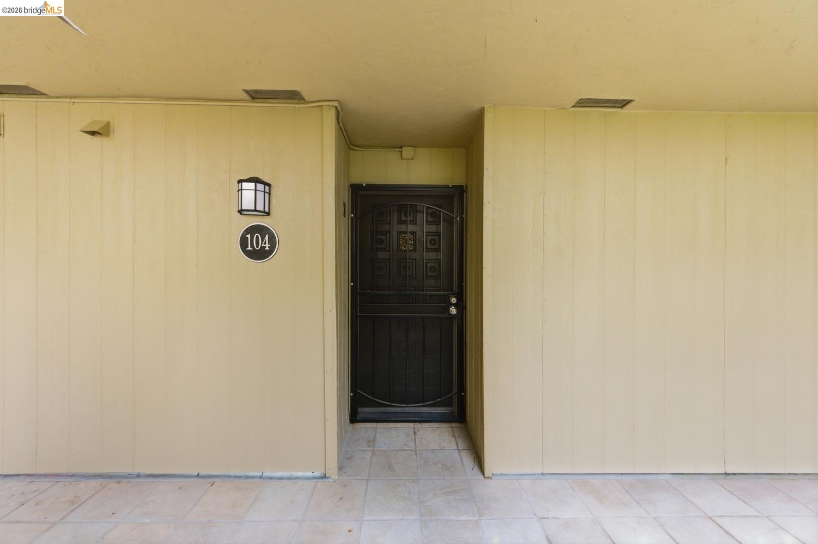 Front Image Thumbnail for EB41135145