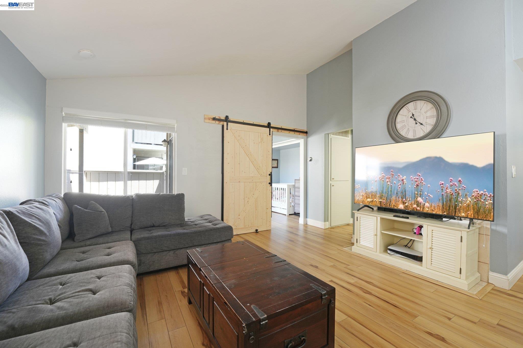 Photo #5: 41135147 Listing: Photo #5