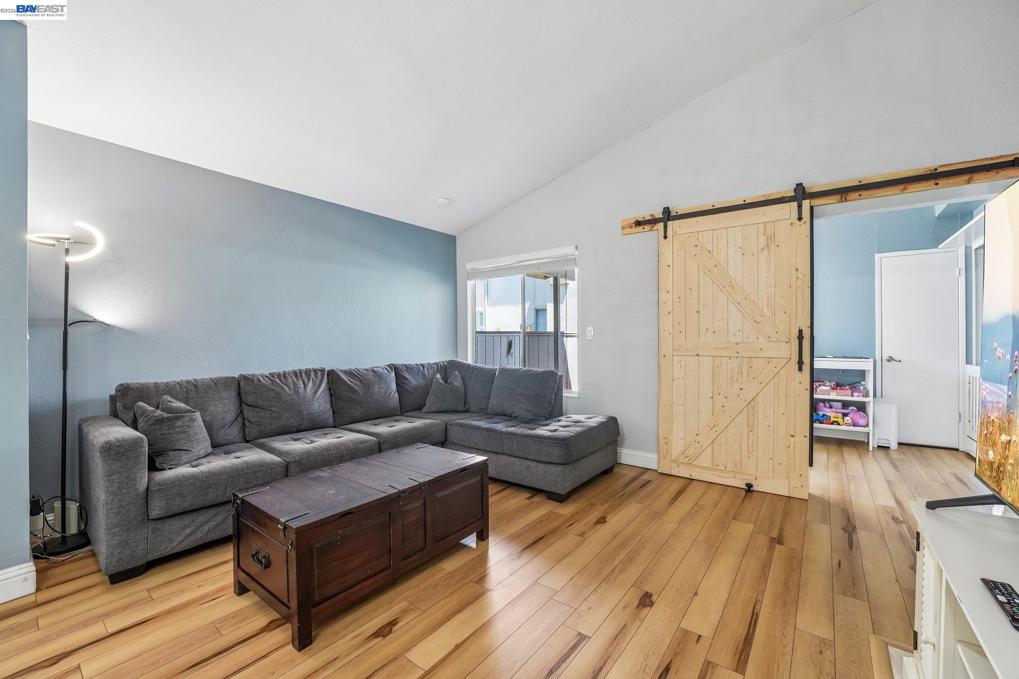 Photo #6: 41135147 Listing: Photo #6