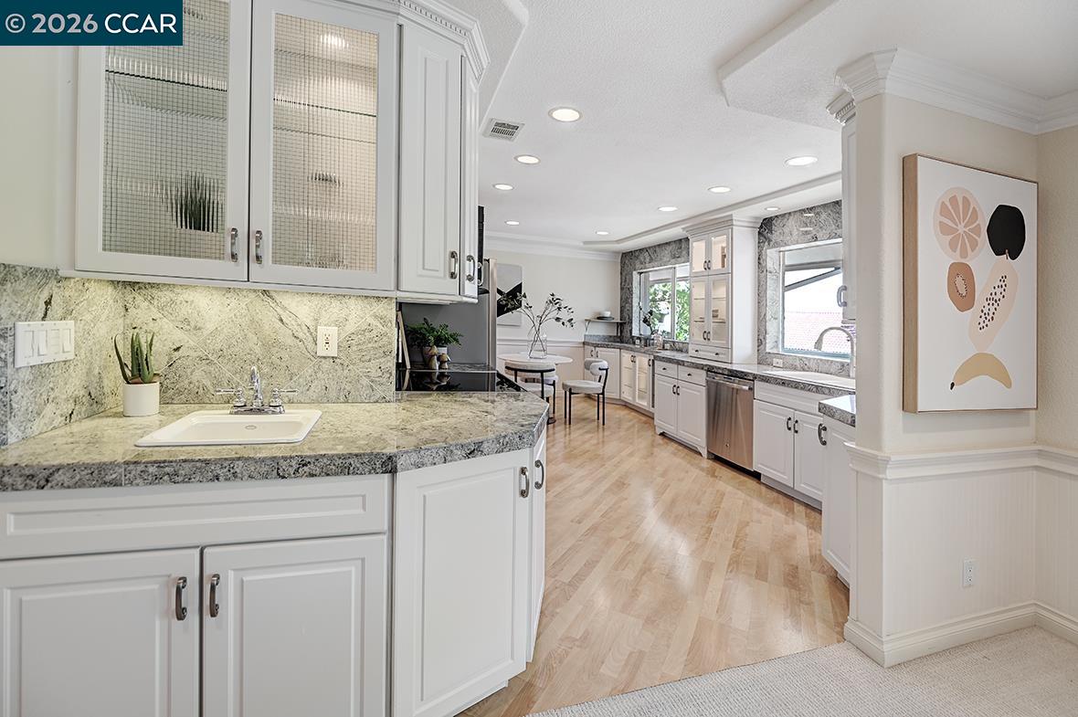 Photo #13: 41135148 Listing: Photo #13