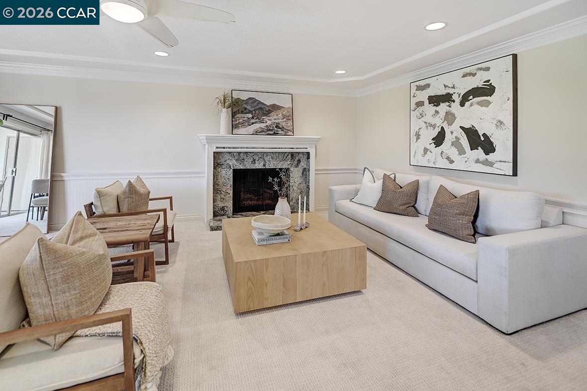Photo #3: 41135148 Listing: Photo #3