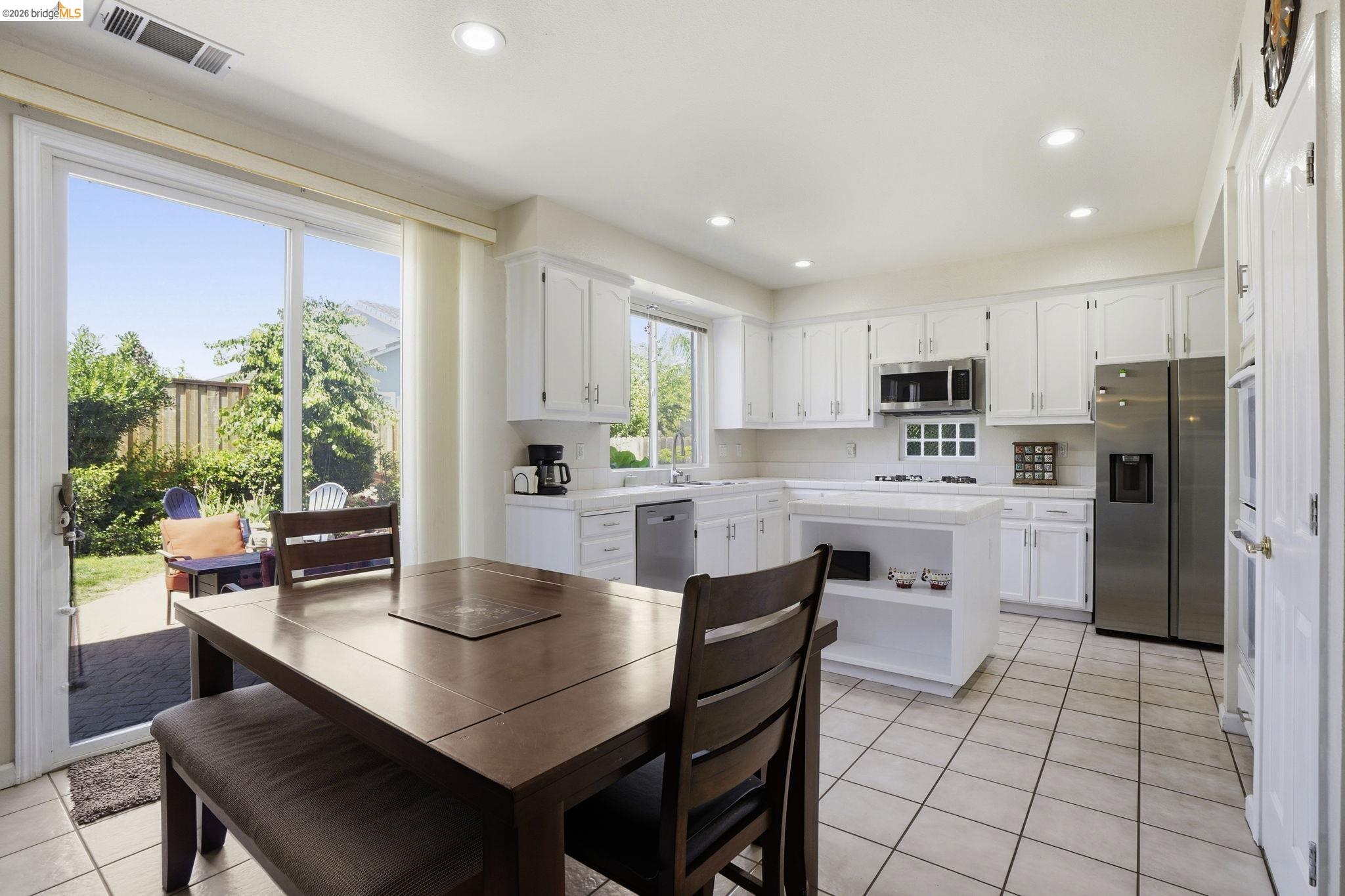 1315 Oak crest Way, Antioch CA 94509 — photo 40