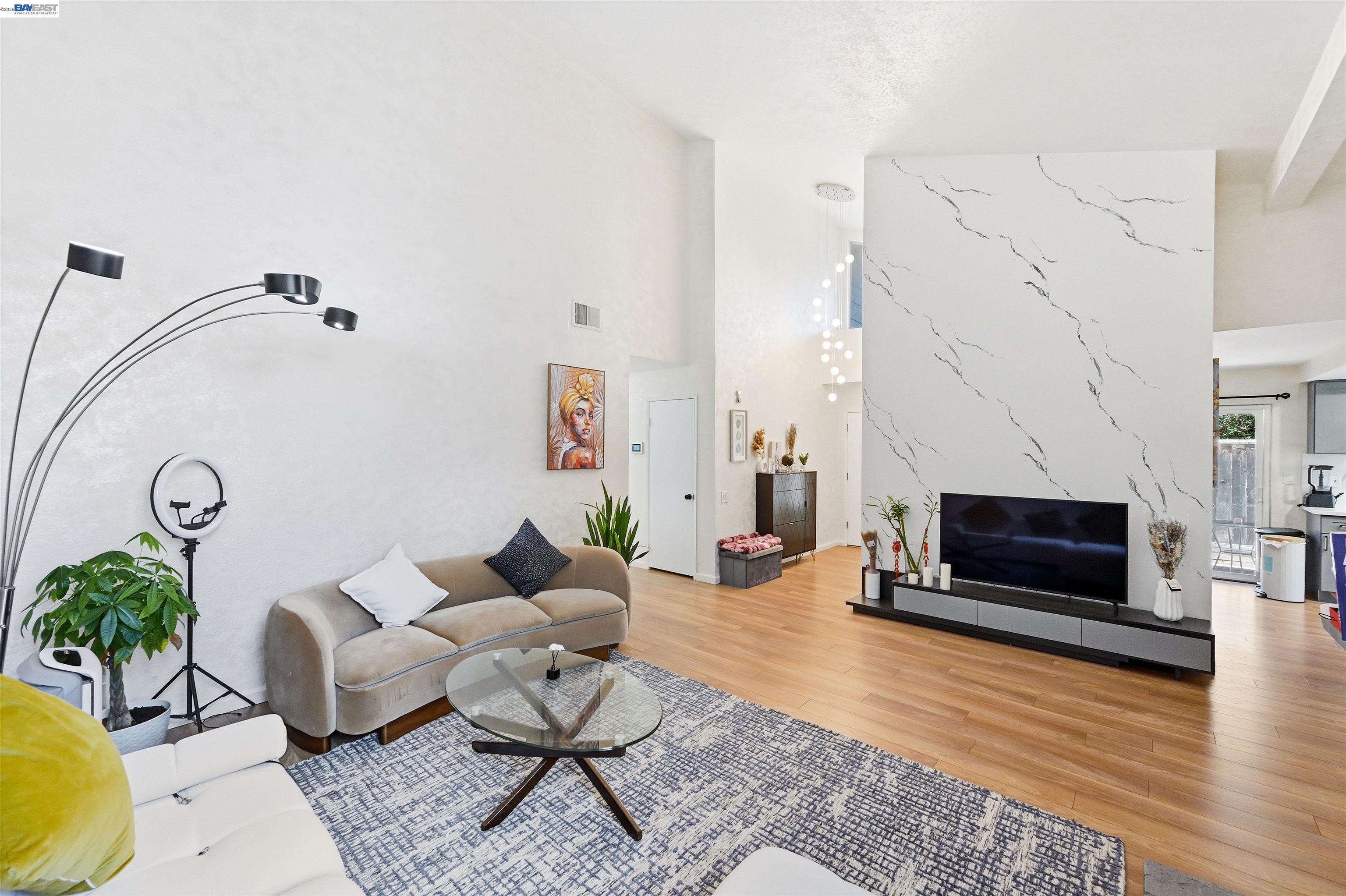 Photo #8: 41135184 Listing: Photo #8