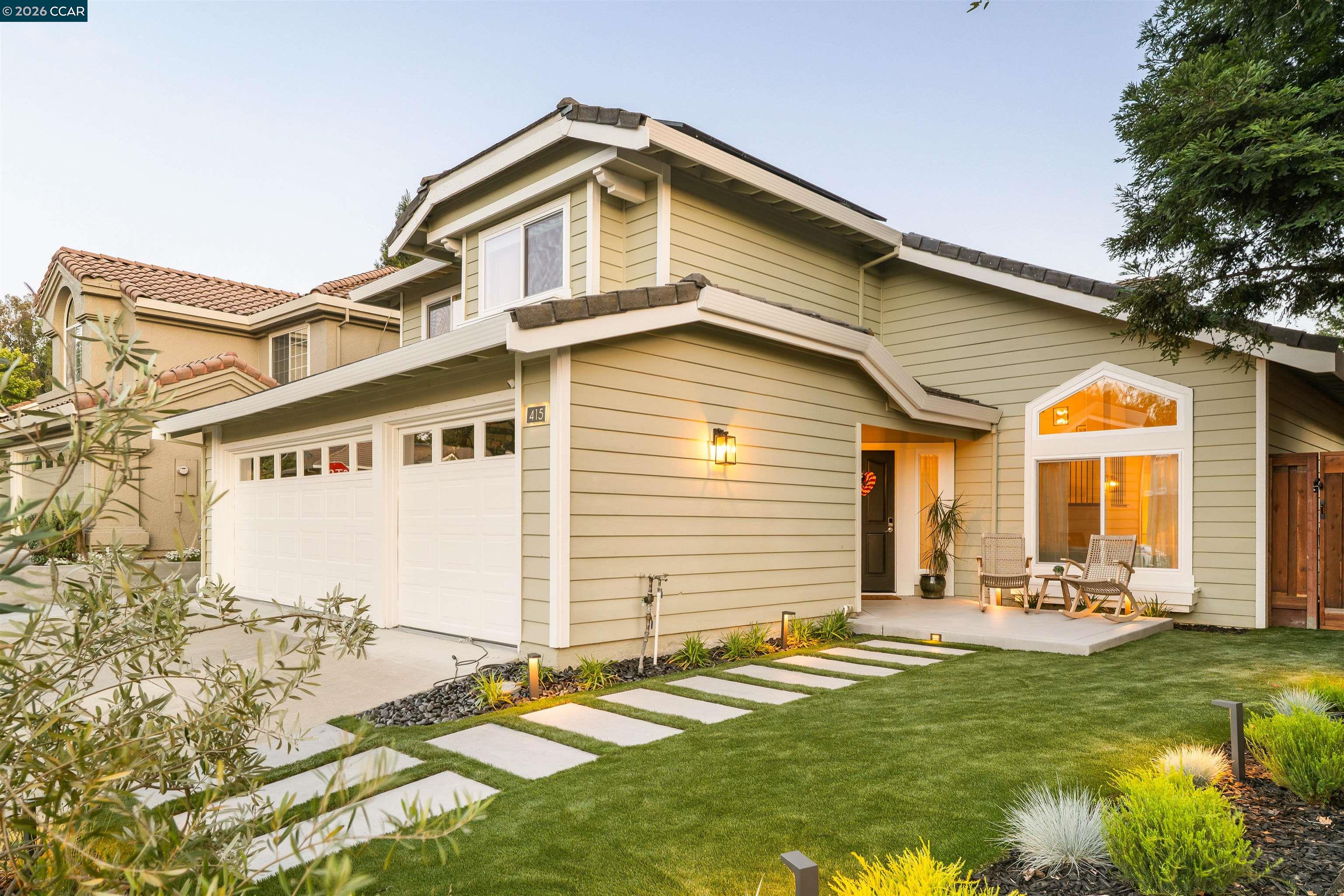 415 Skycrest Dr