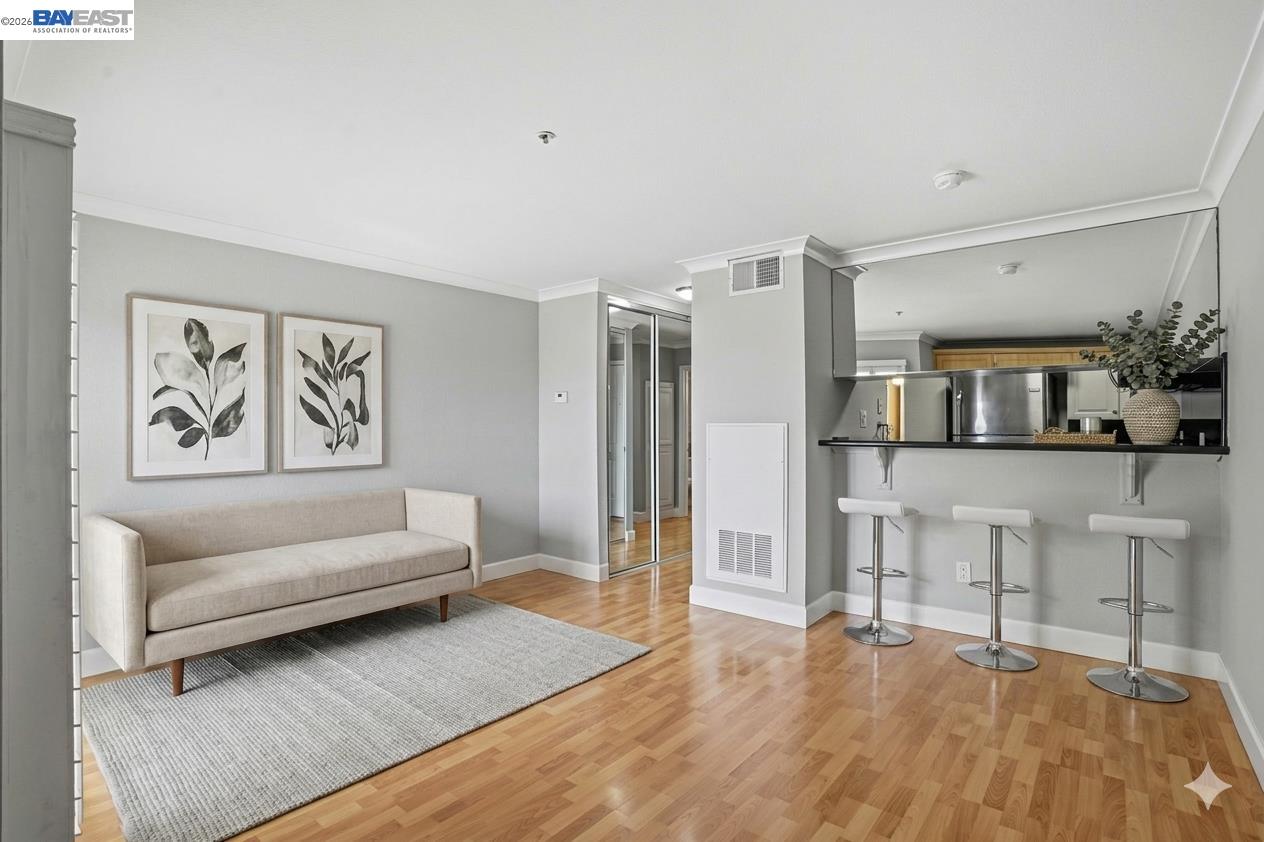 Photo #2: 41135201 Listing: Photo #2