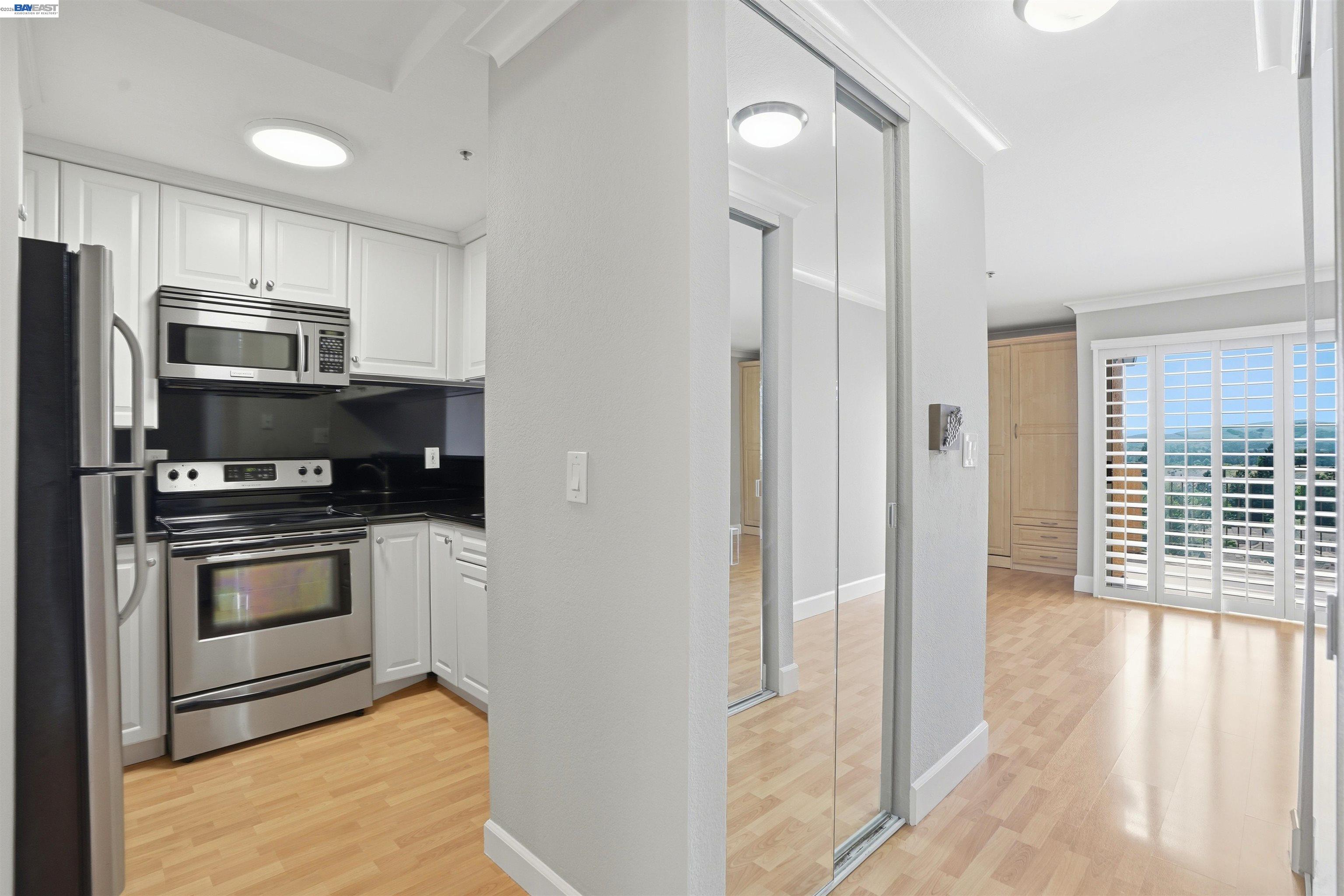 Photo #2: 41135201 Listing: Photo #2