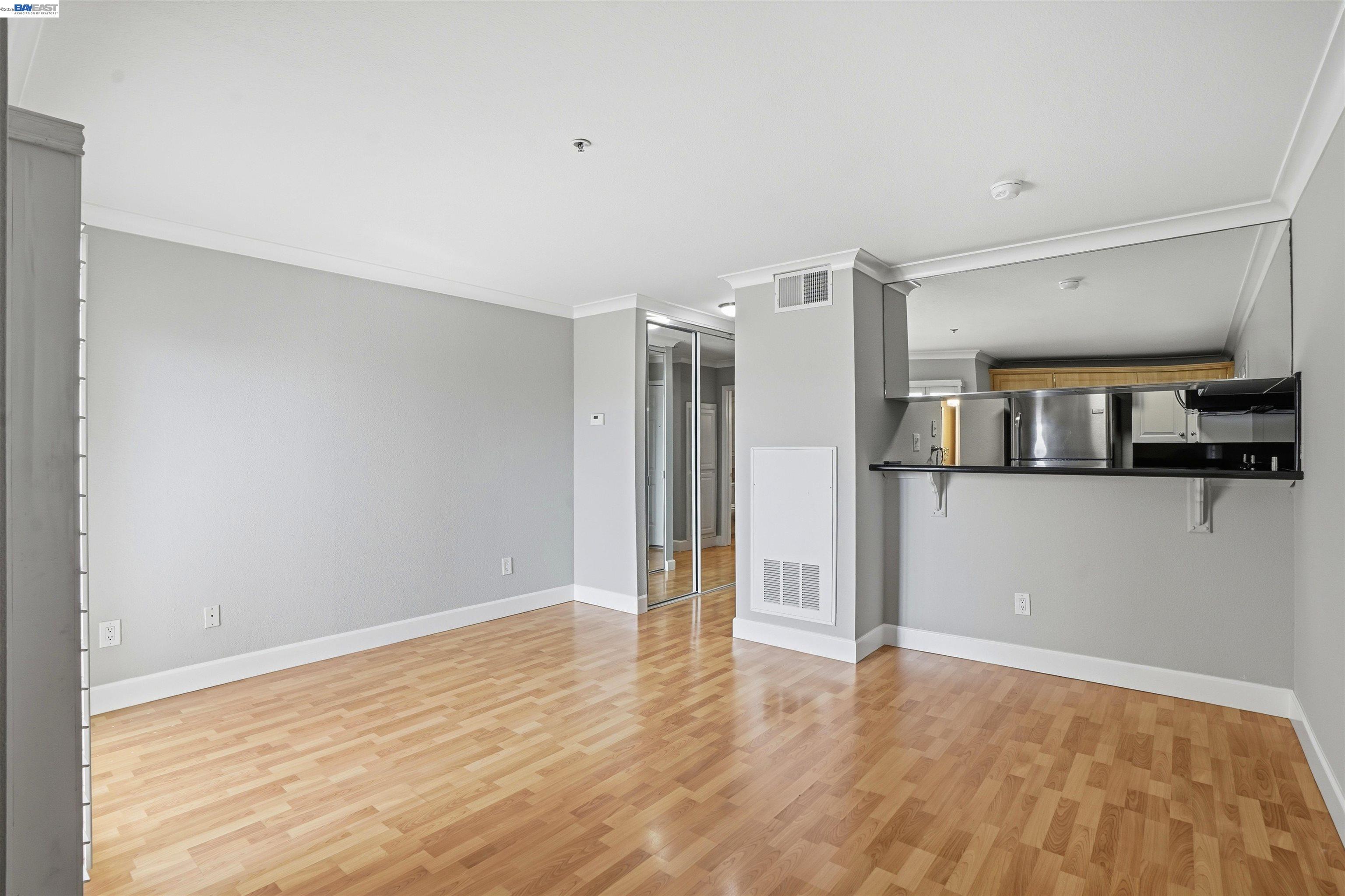 Photo #3: 41135201 Listing: Photo #3