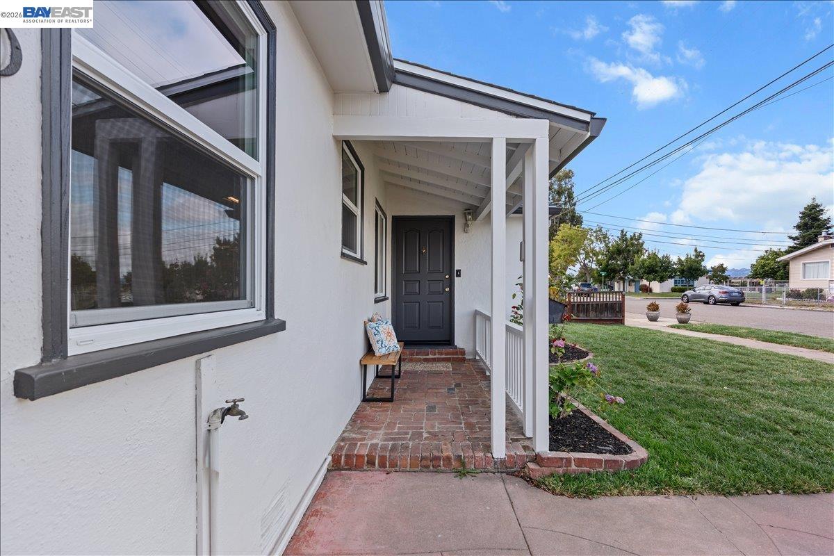 320 Beach Rd, Alameda CA 94502 — photo 13