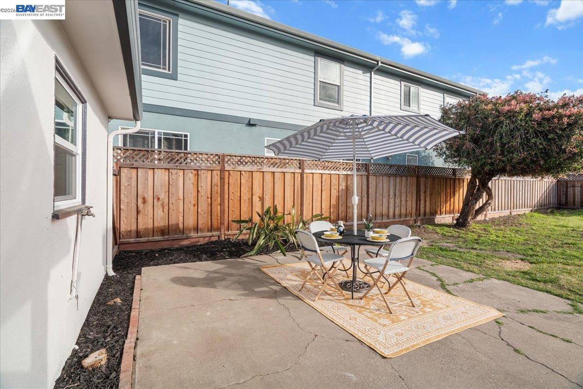 320 Beach Rd, Alameda CA 94502 — photo 7