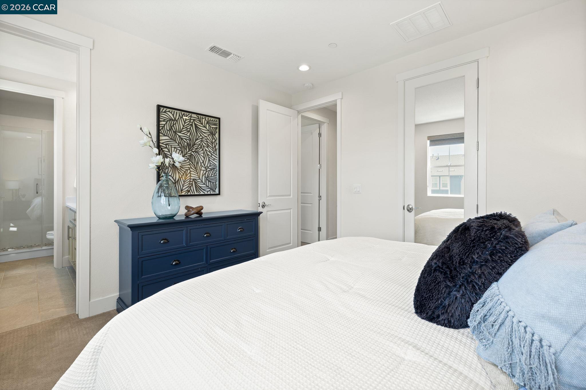 Photo #11: 41135213 Listing: Photo #11