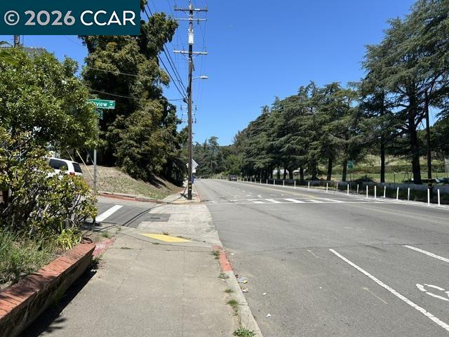 5229 Macarthur Blvd, Oakland CA 94619 — photo 17