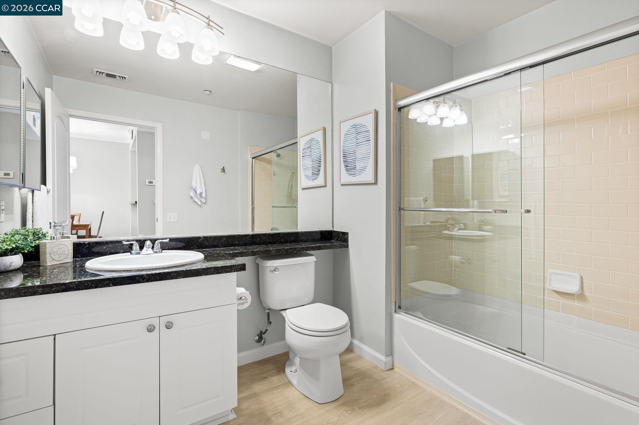 Photo #11: 41135218 Listing: Photo #11