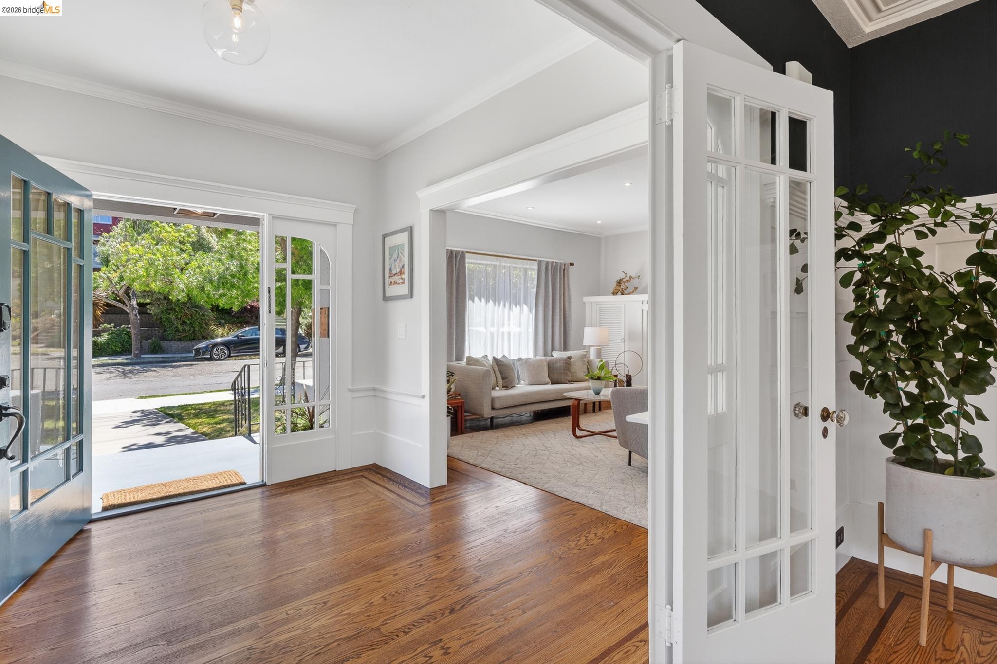 5501 THOMAS AVE, OAKLAND, CA 94618  Photo 4