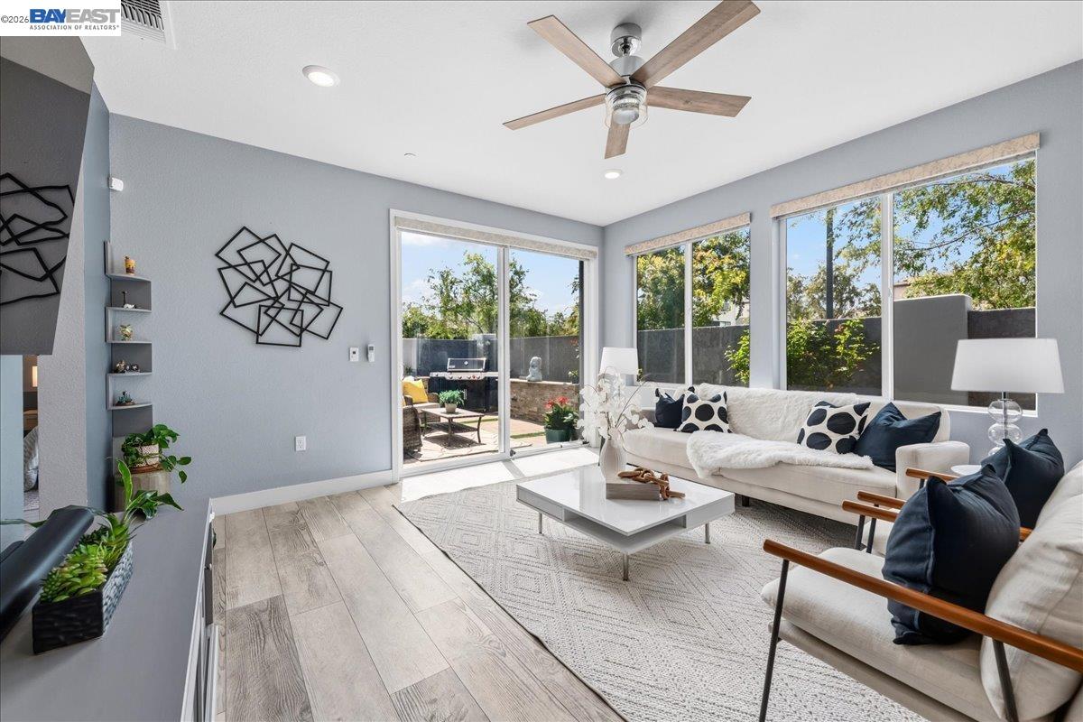 5806 Silhouette Ct, Dublin CA 94568 — photo 11