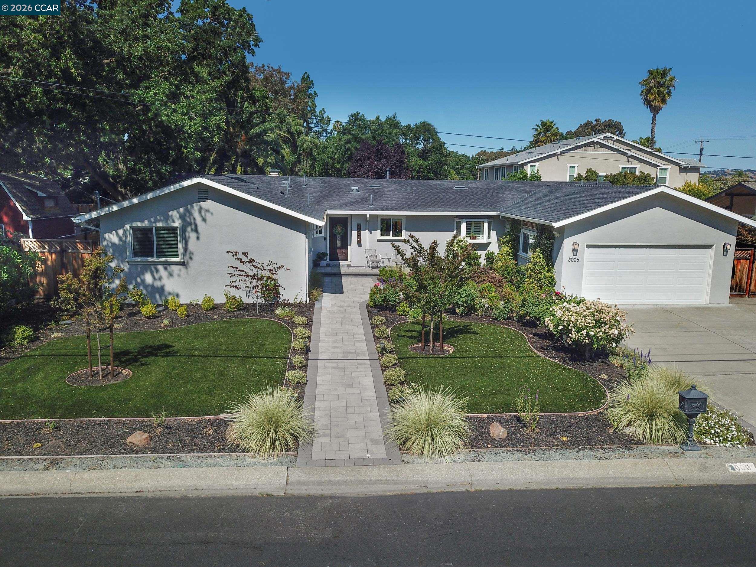 Front Image Thumbnail for CC41135247