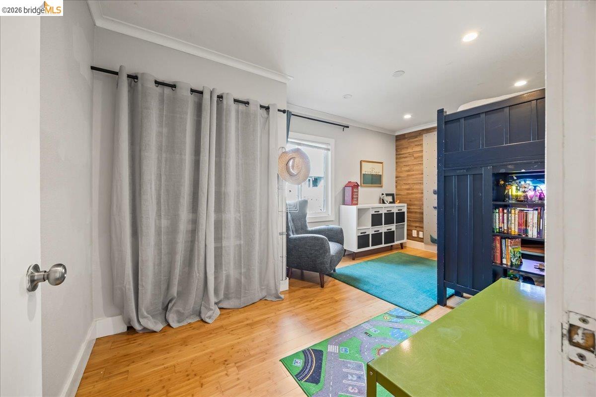 10809 Mcintyre St, Oakland CA 94605 — photo 24