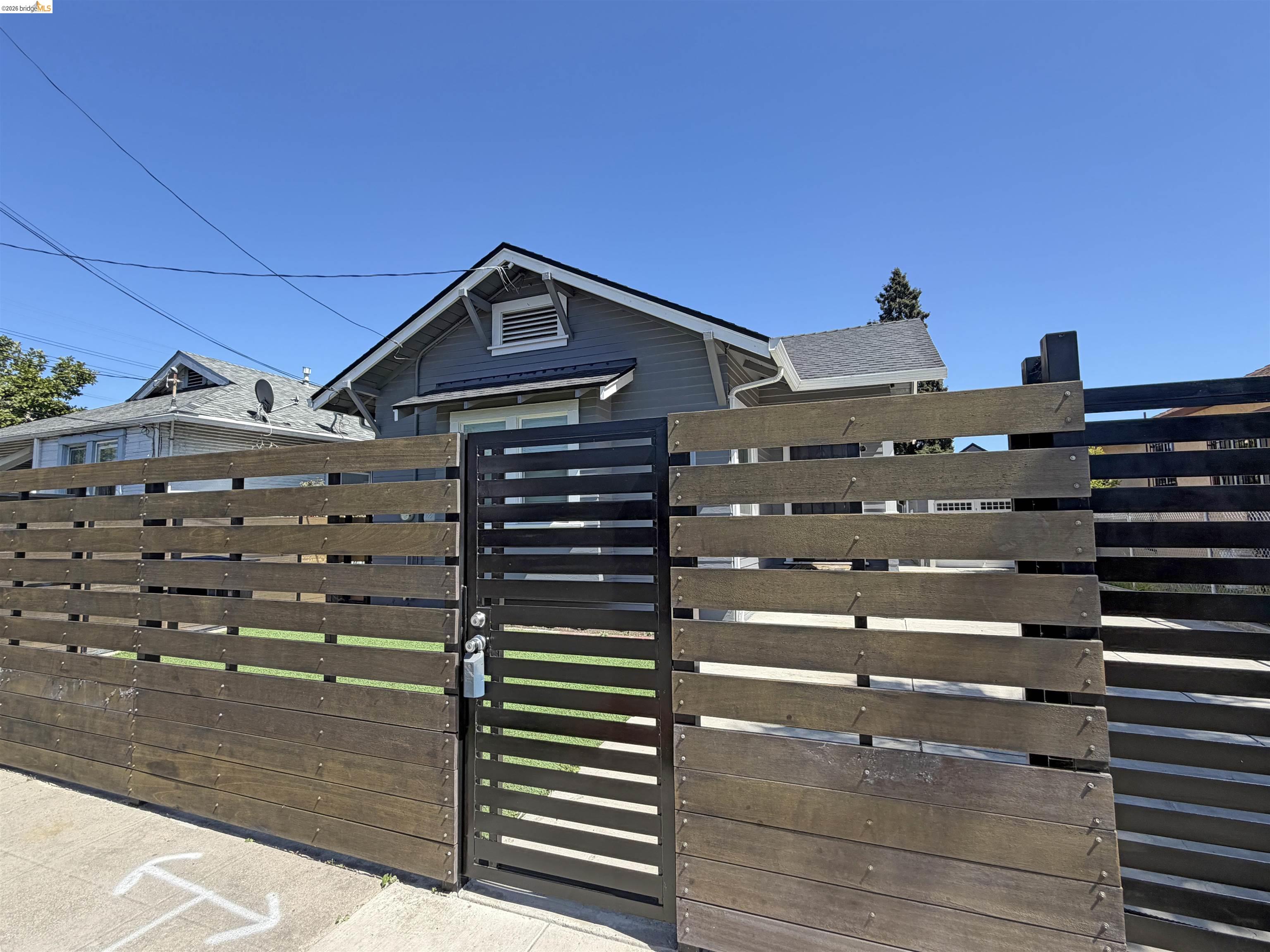 2122 69Th Ave