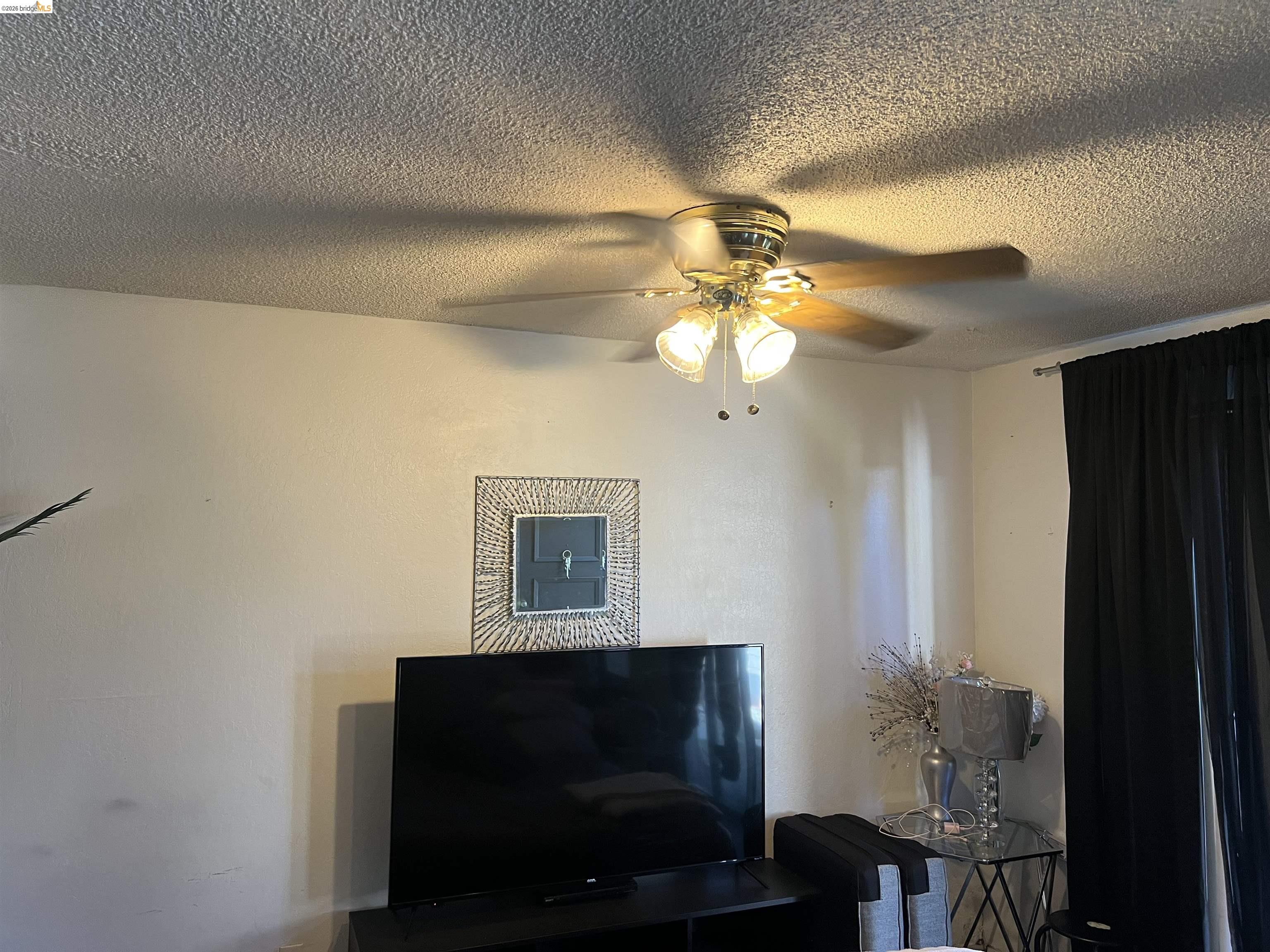 Photo #6: 41135268 Listing: Photo #6