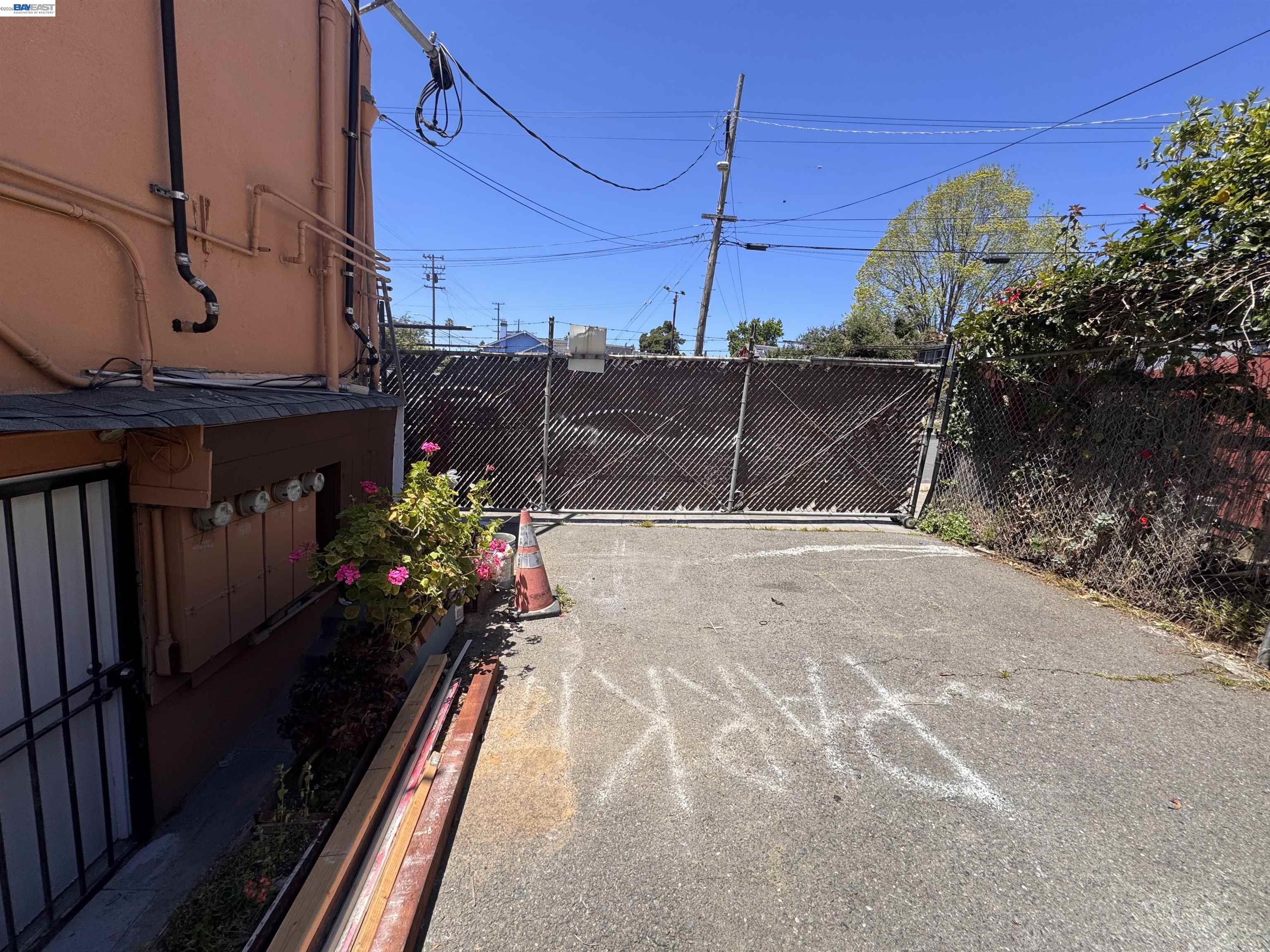 4200 Foothill Blvd, Oakland CA 94601 — photo 13