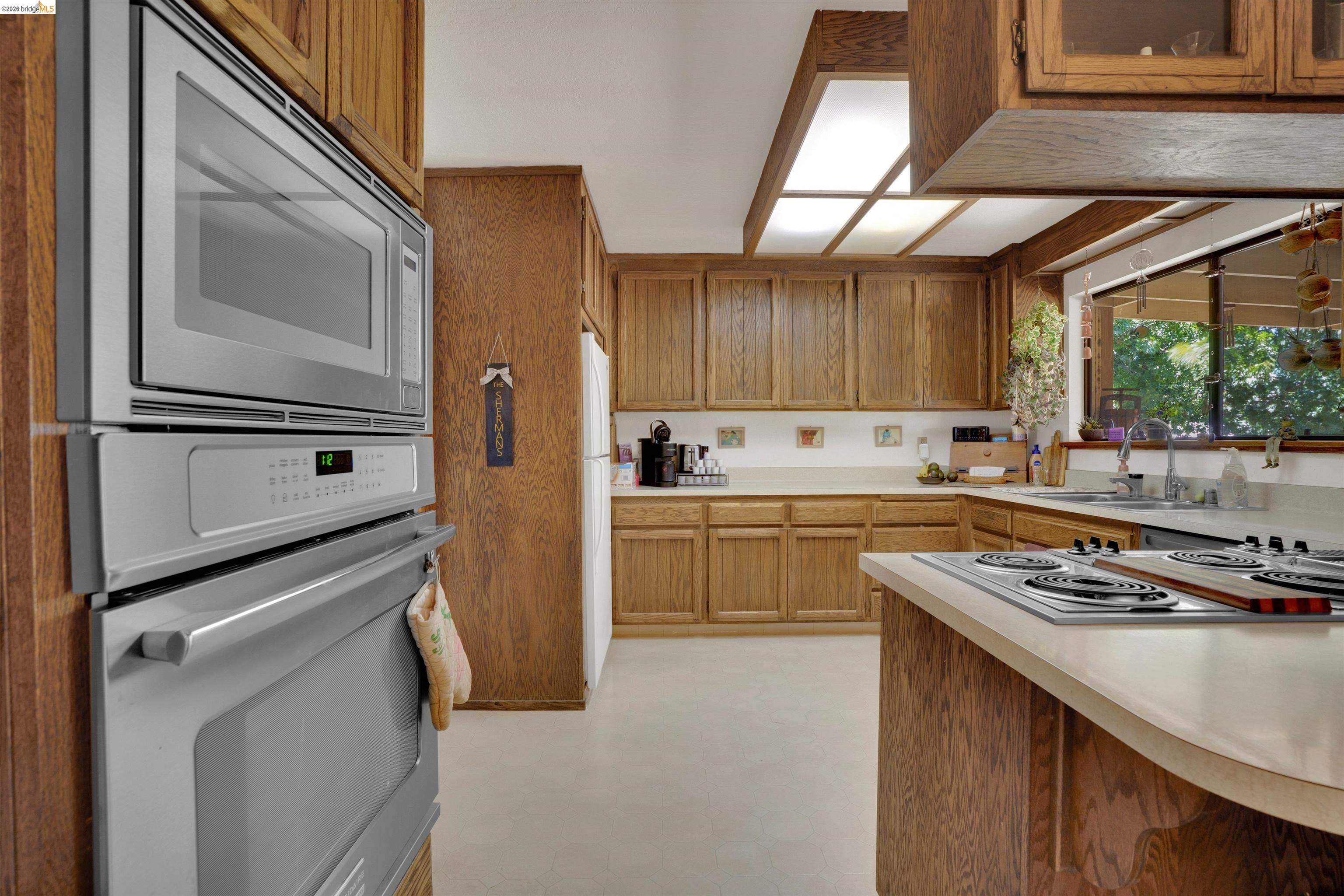 944 Sherman Ln, Oakley CA 94561 — photo 11