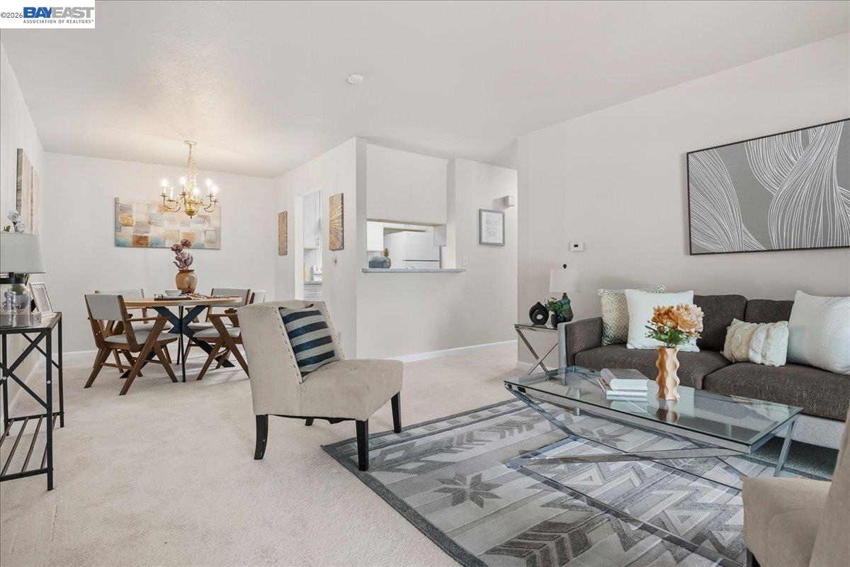 Photo #2: 41135299 Listing: Photo #2