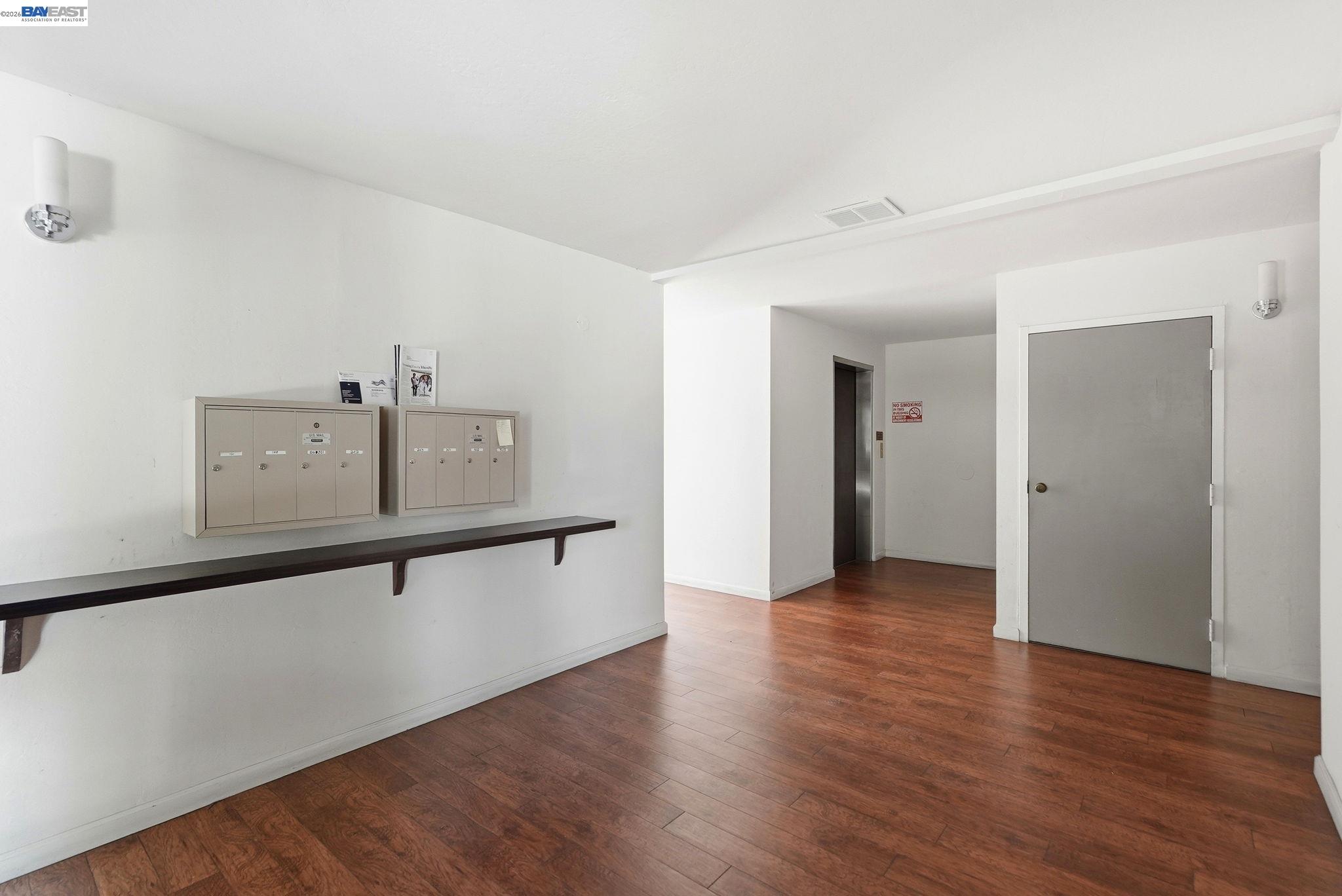 Photo #5: 41135300 Listing: Photo #5