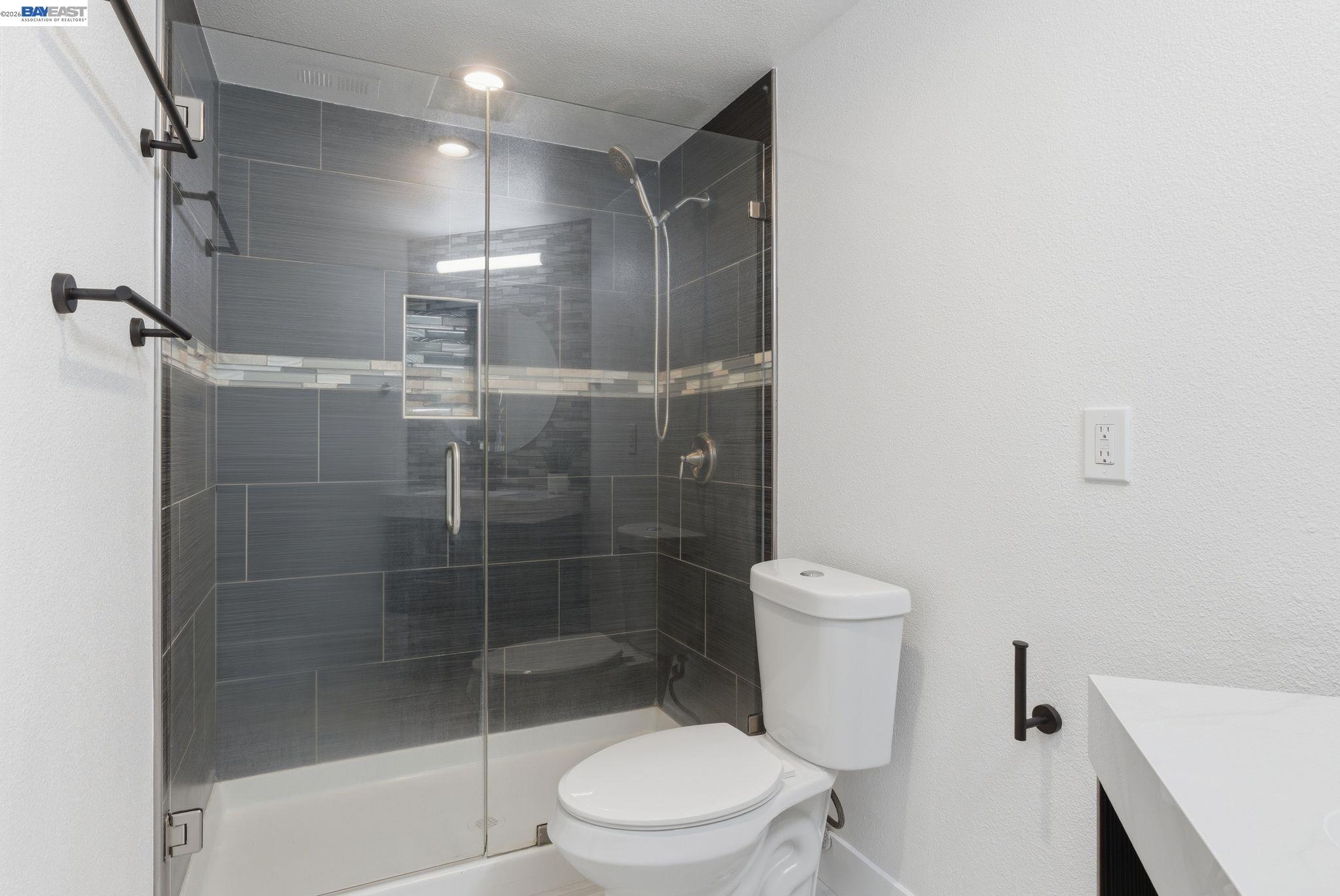 Photo #16: 41135307 Listing: Photo #16