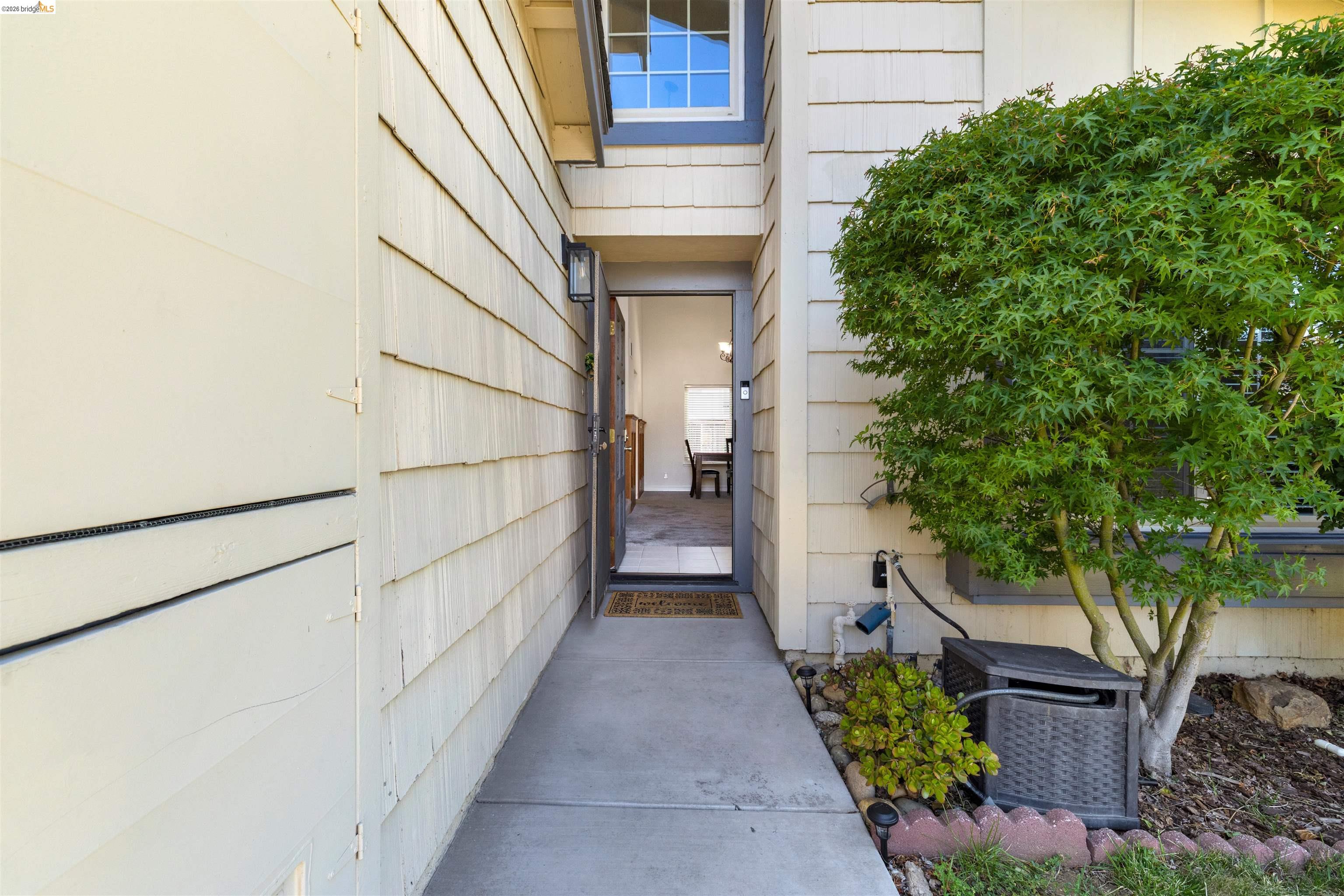 Photo #4: 41135313 Listing: Photo #4