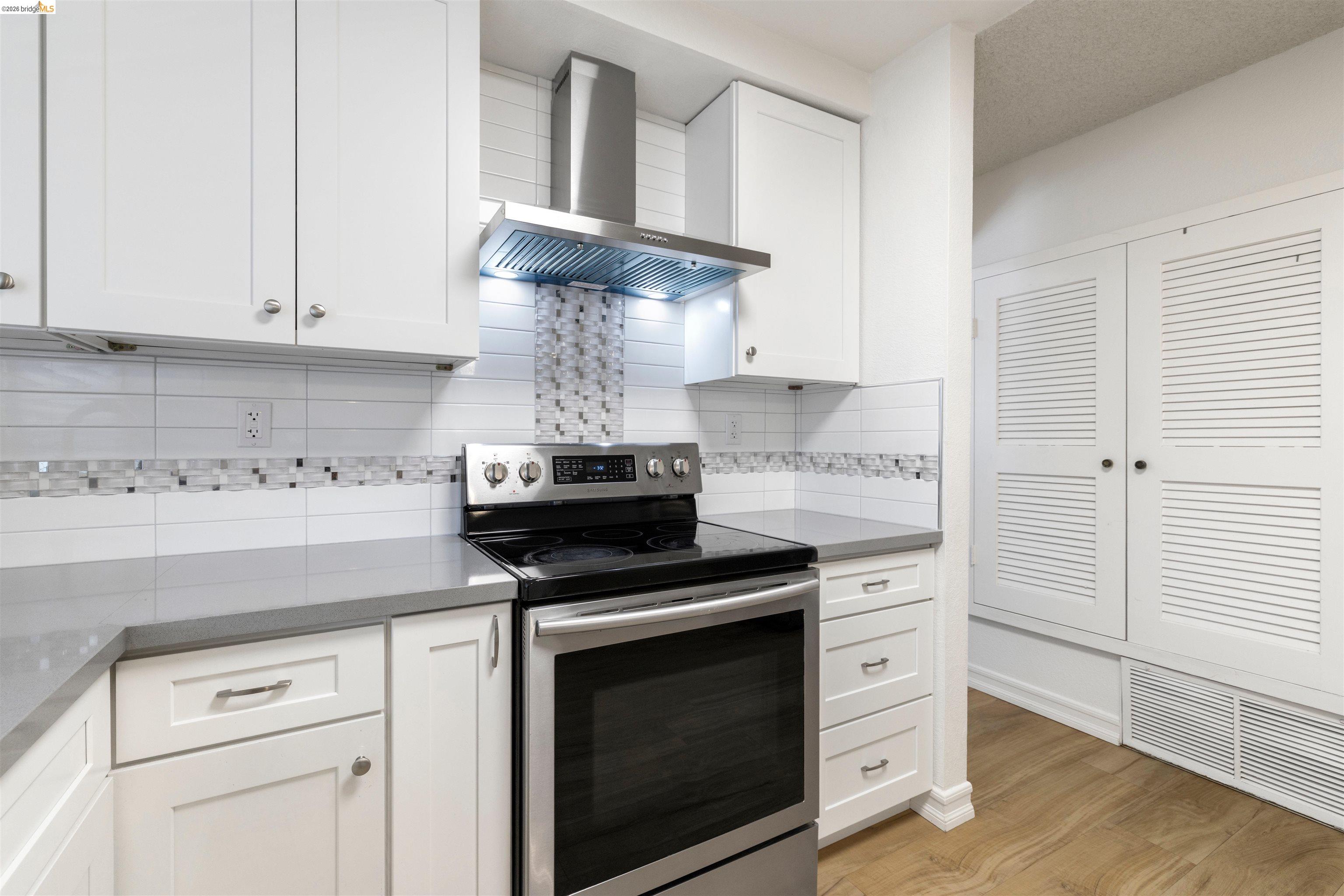 Photo #9: 41135313 Listing: Photo #9
