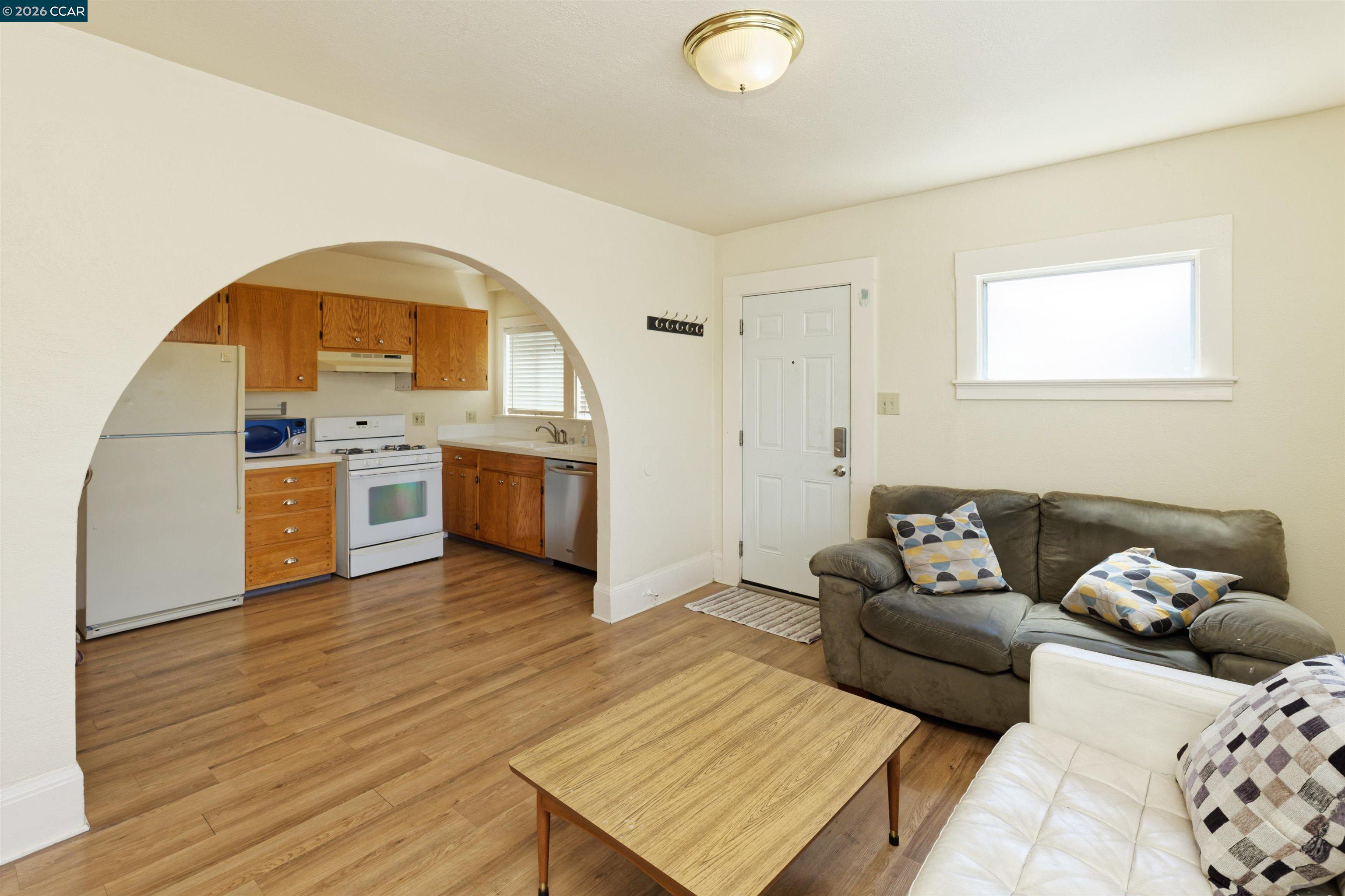 6312 Herzog Street, Oakland CA 94608 — photo 14