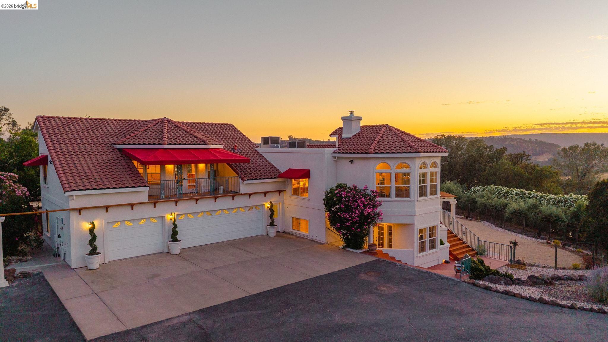 14699 Holman Mountain Rd, Jamestown CA 95327 — photo 3
