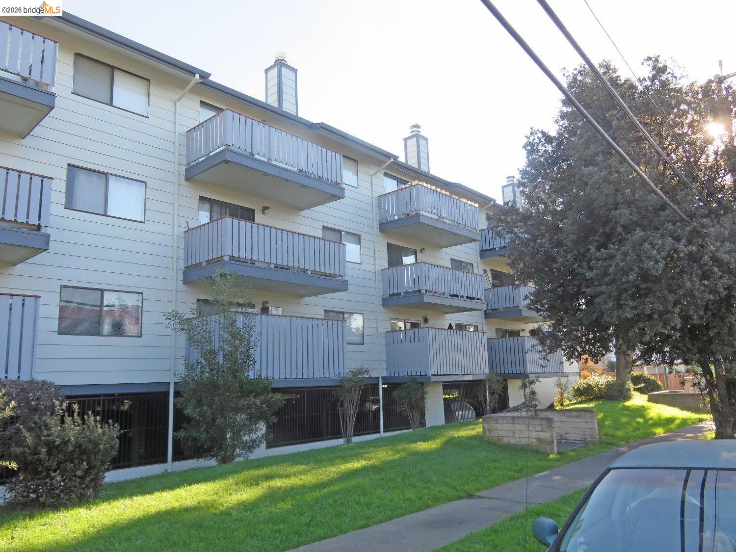 Photo #4: 41135350 Listing: Photo #4