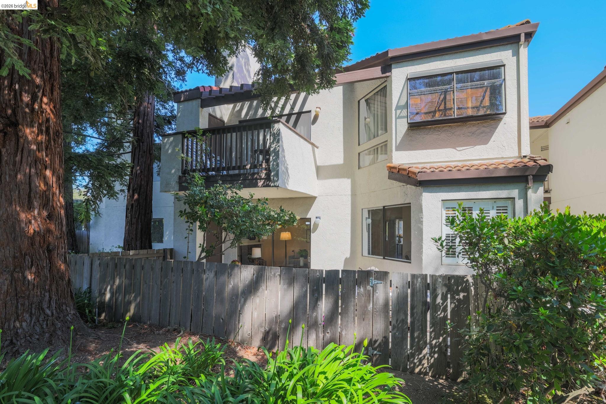 Photo #1: 41135359 Listing: Photo #1