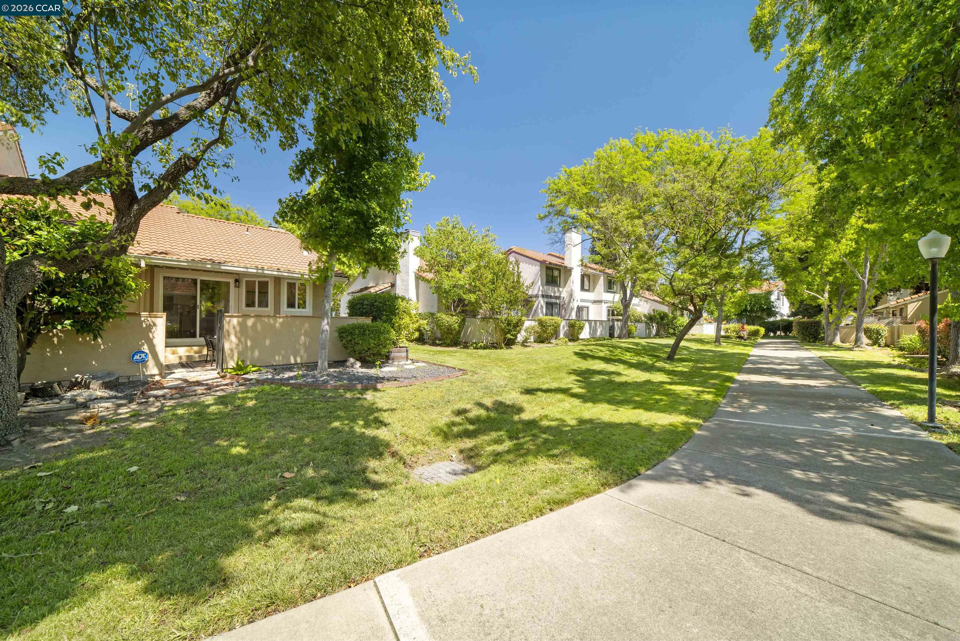 Photo #26: 41135413 Listing: Photo #26