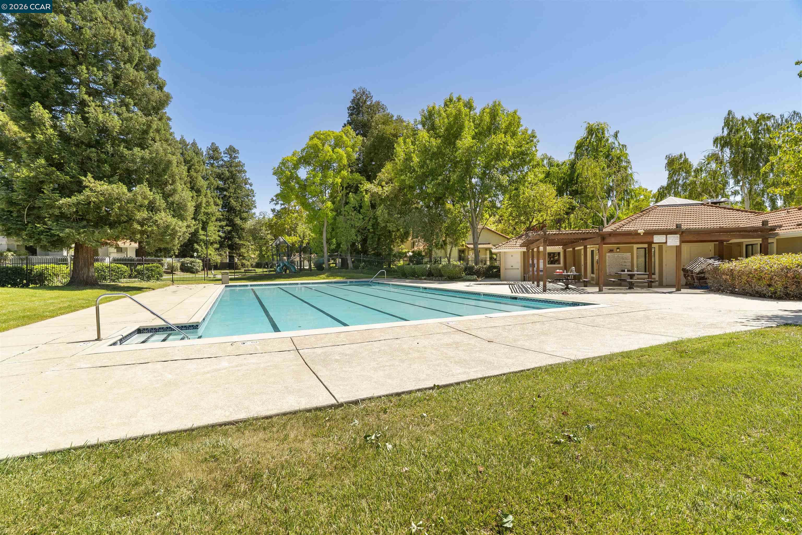 Photo #31: 41135413 Listing: Photo #31