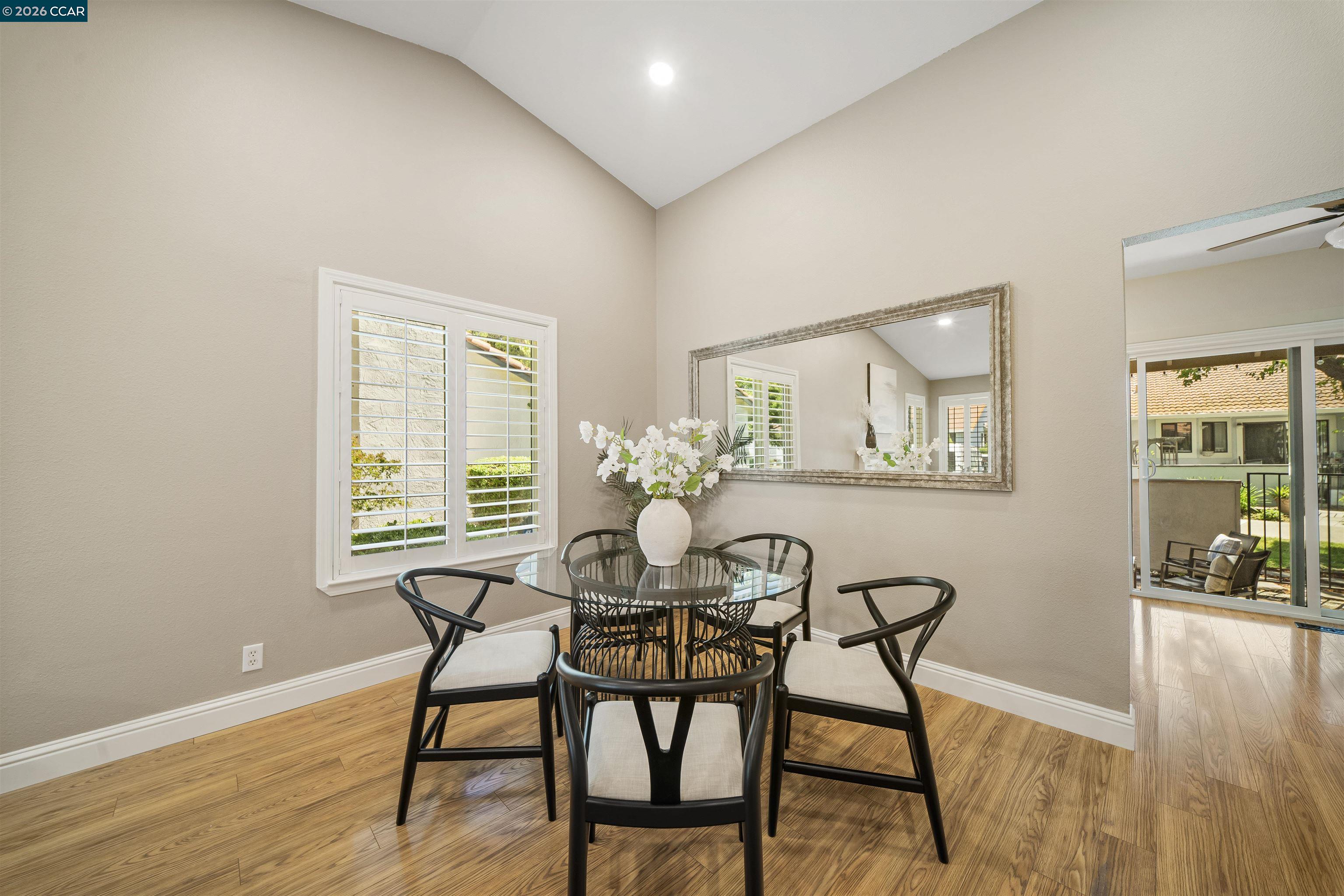 Photo #6: 41135413 Listing: Photo #6