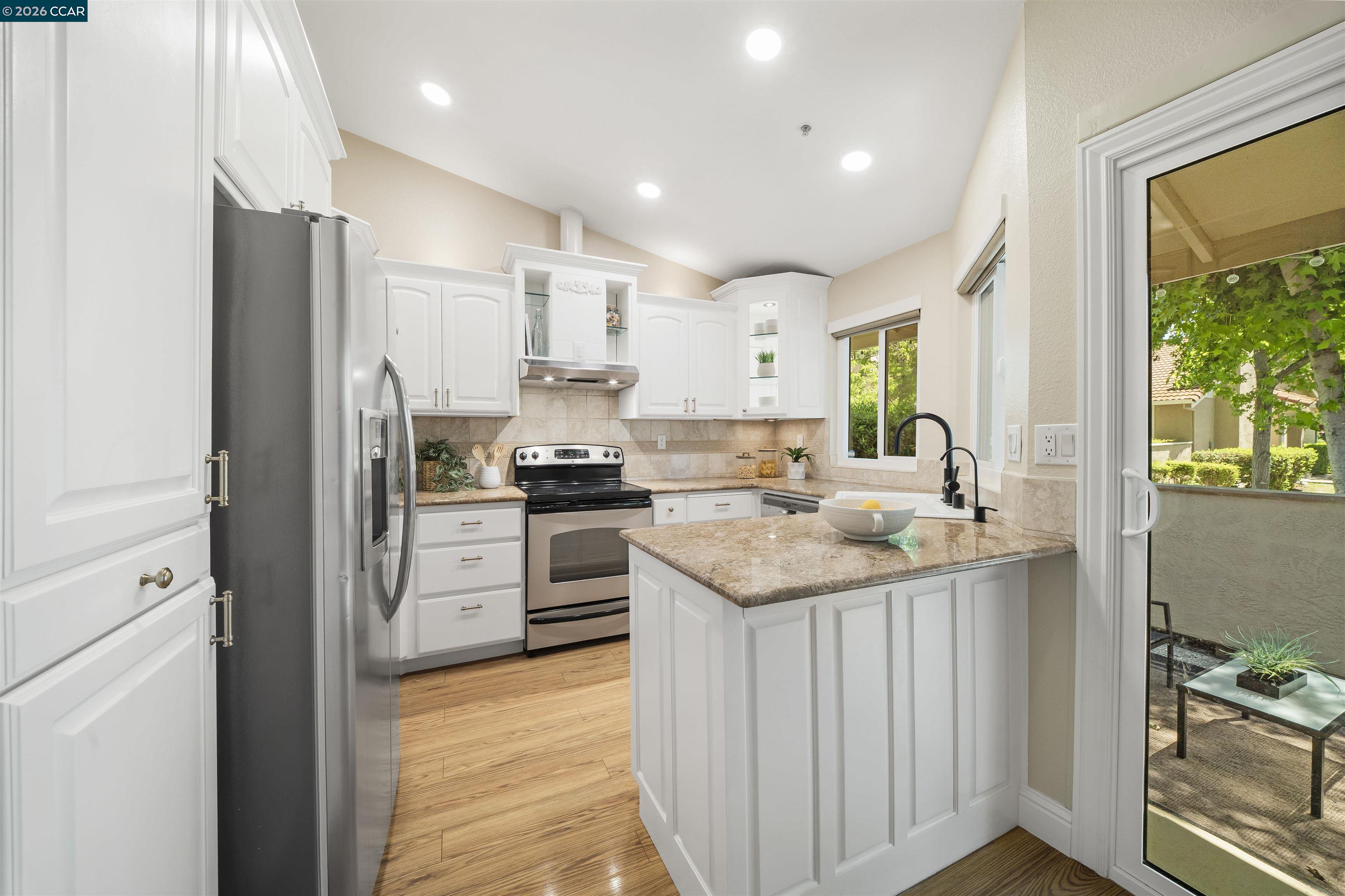Photo #10: 41135413 Listing: Photo #10
