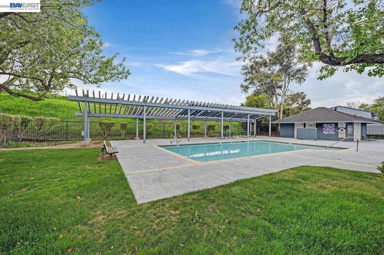 Photo #11: 41135434 Listing: Photo #11