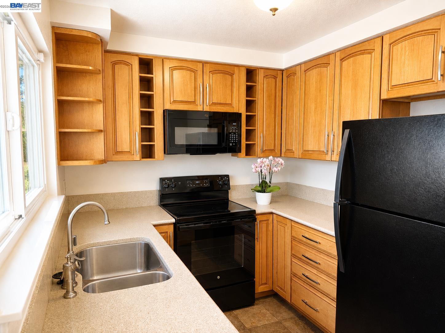 Photo #5: 41135434 Listing: Photo #5