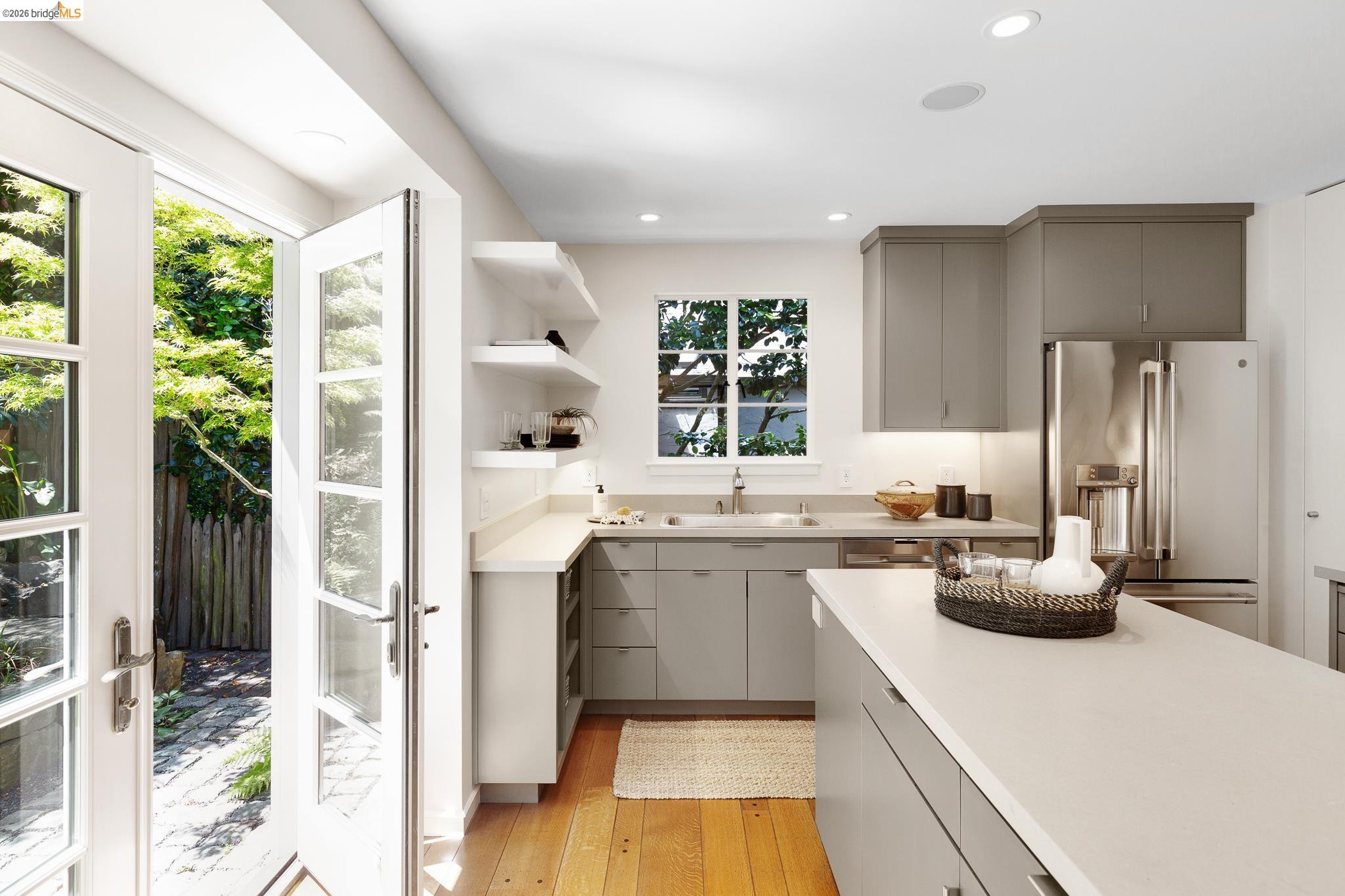 454 VINCENTE AVE, BERKELEY, CA 94707  Photo 19